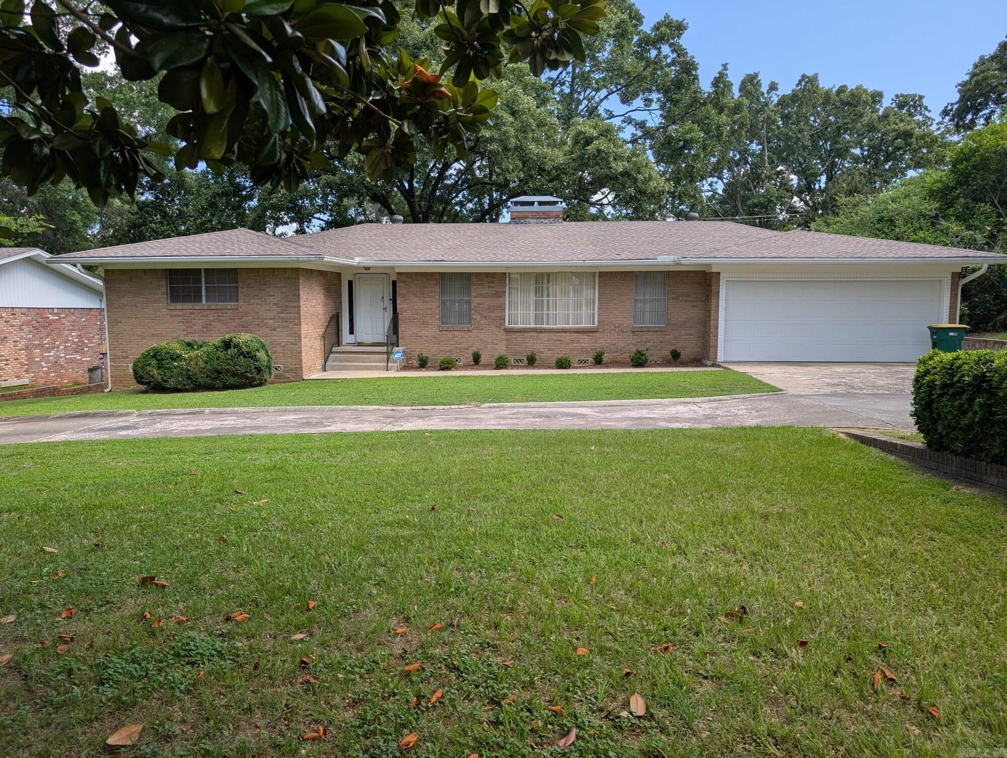 7023 W Markham Property Photo 1