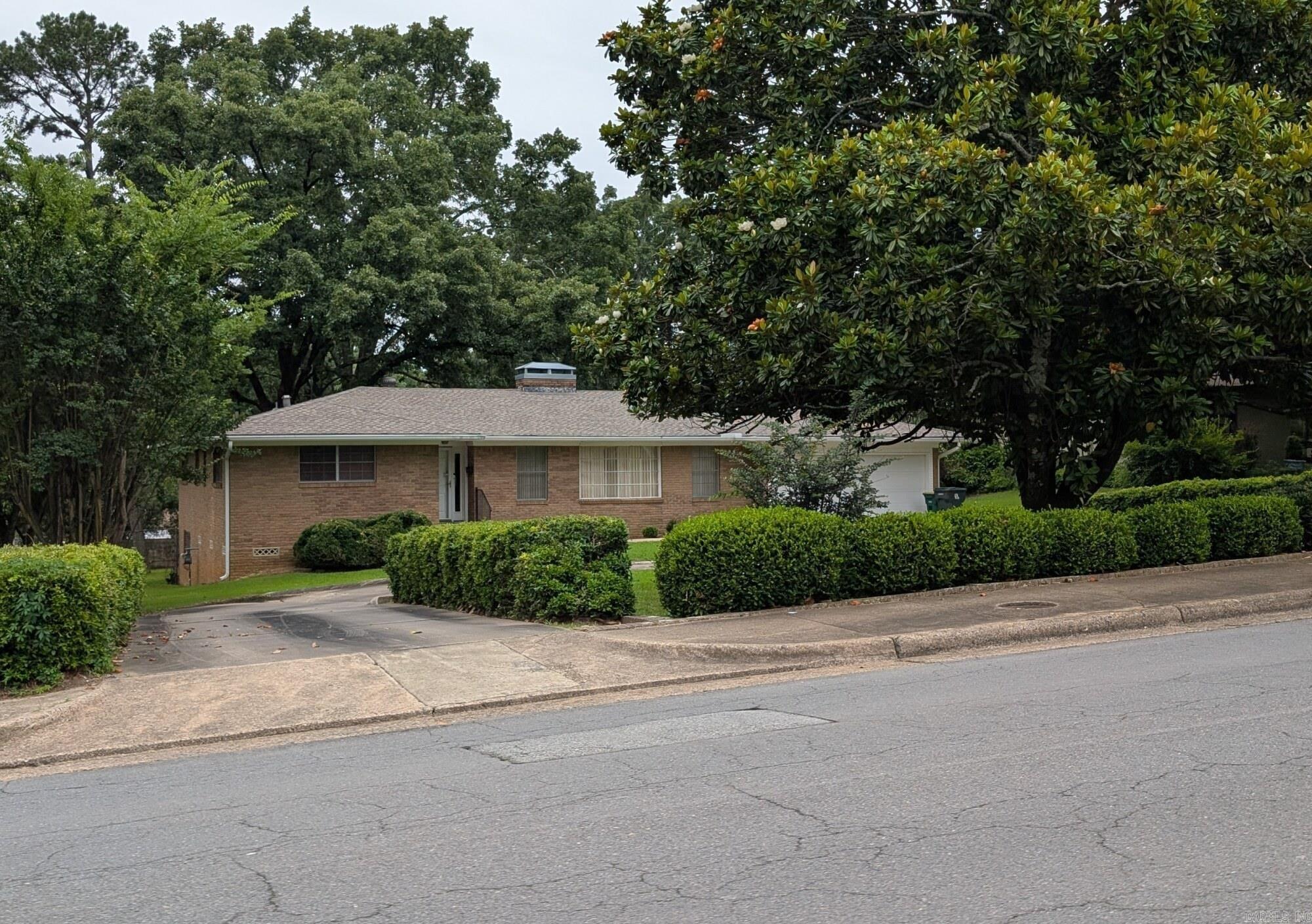 7023 W Markham Property Photo 3