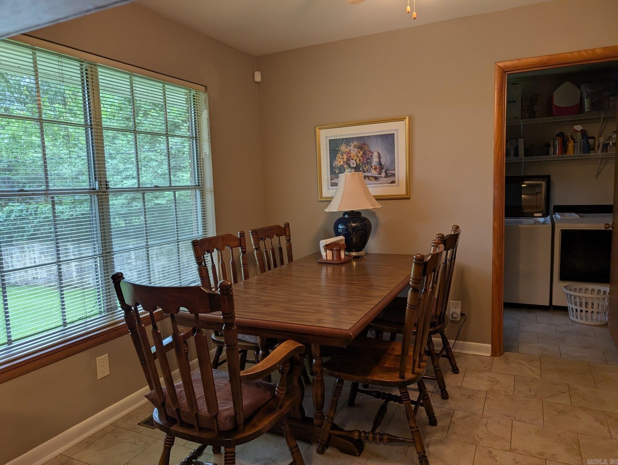 7023 W Markham Property Photo 19