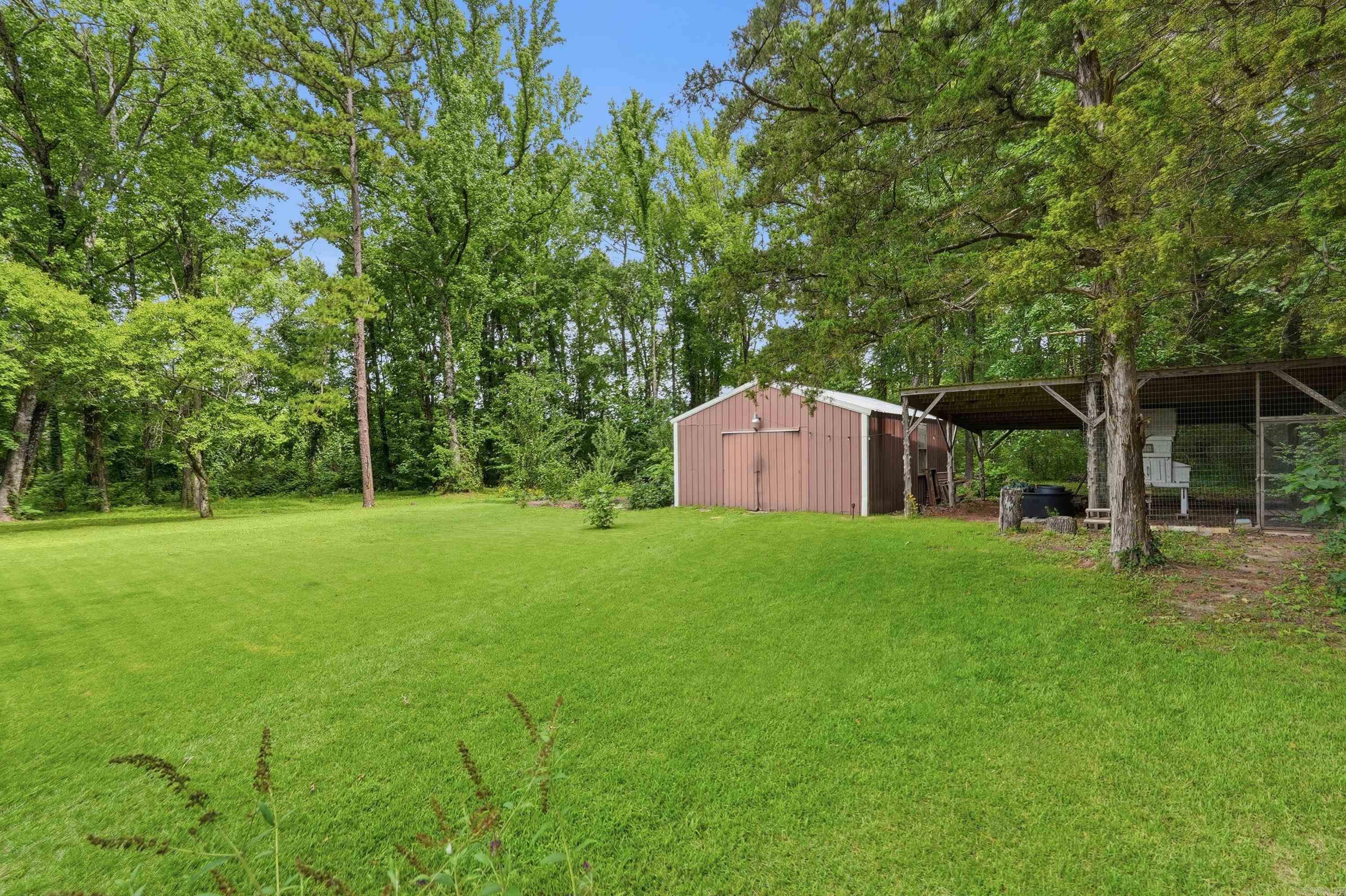 724 Lone Pine Rd. S. Property Photo 7