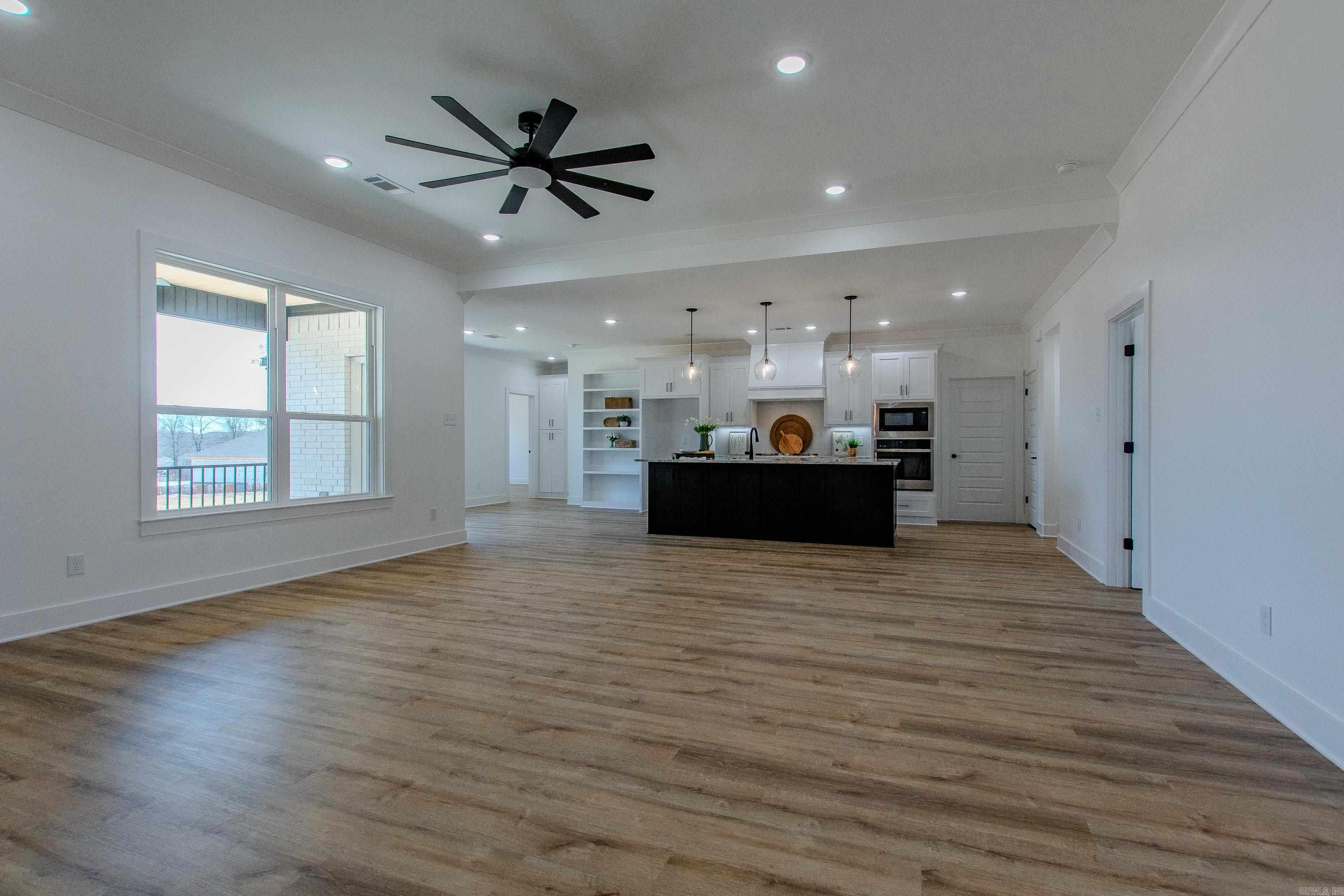 912 Conrad Cove Property Photo 35