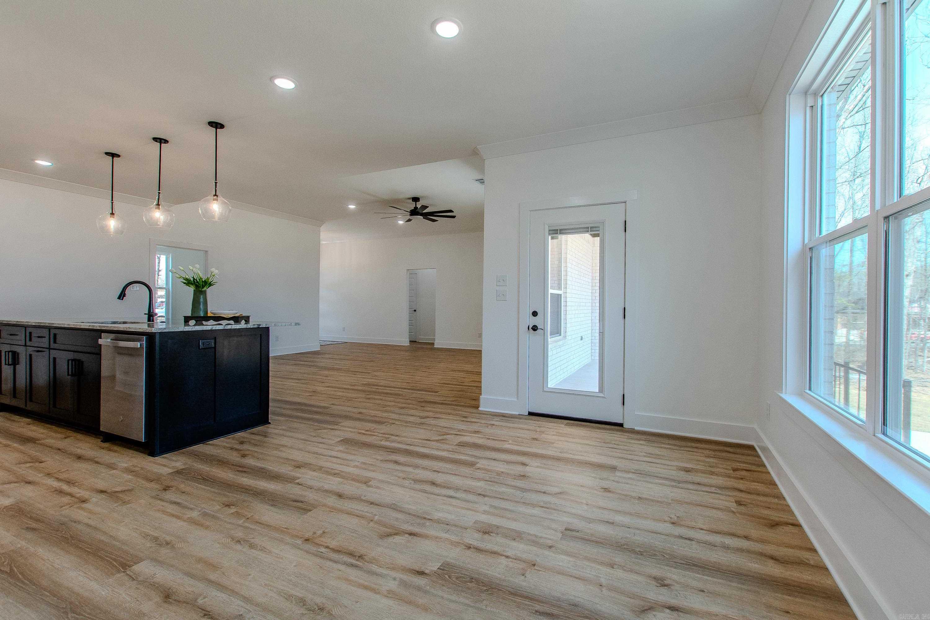 912 Conrad Cove Property Photo 43
