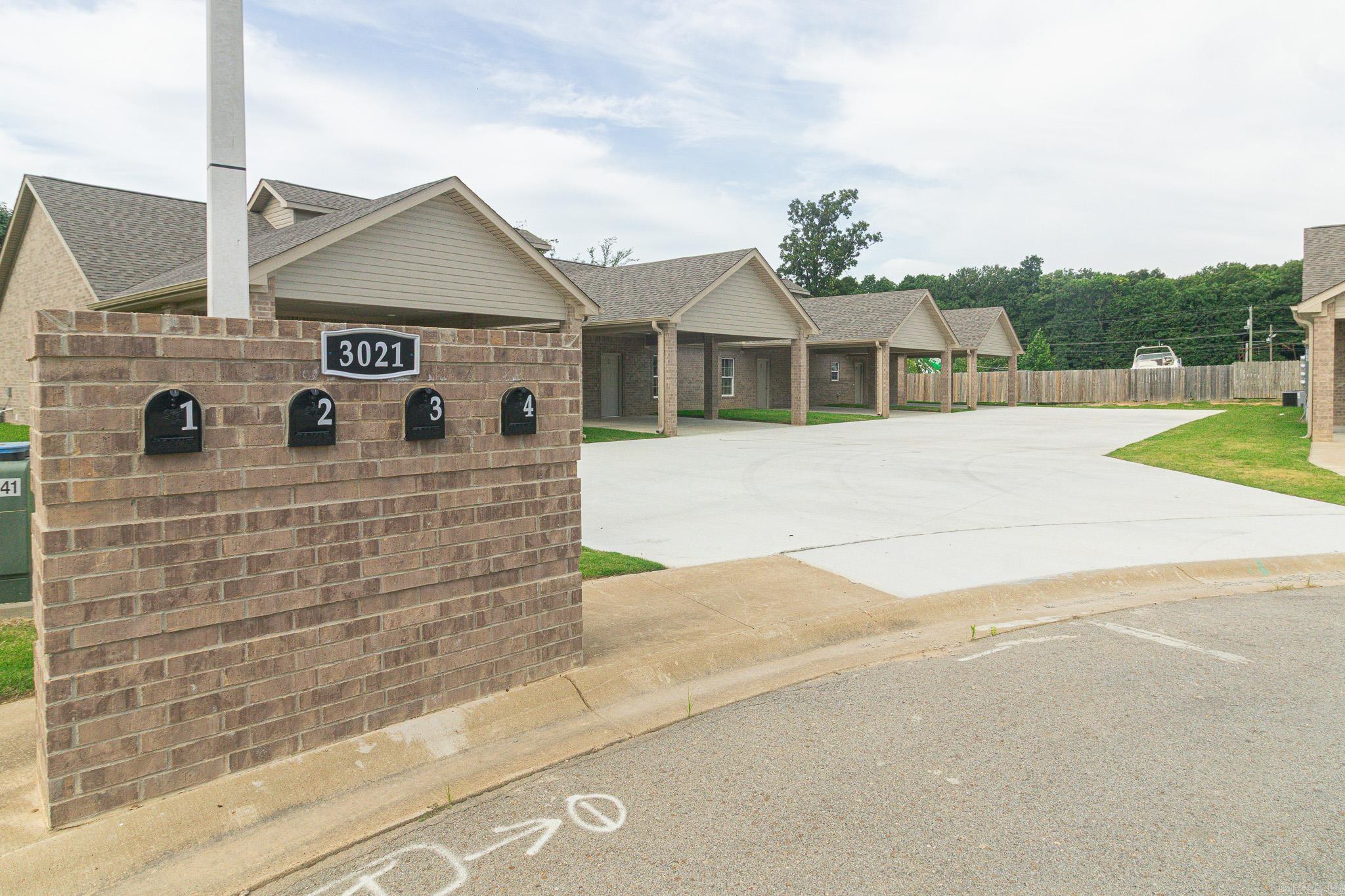 3101 Olivia Court Property Photo 10