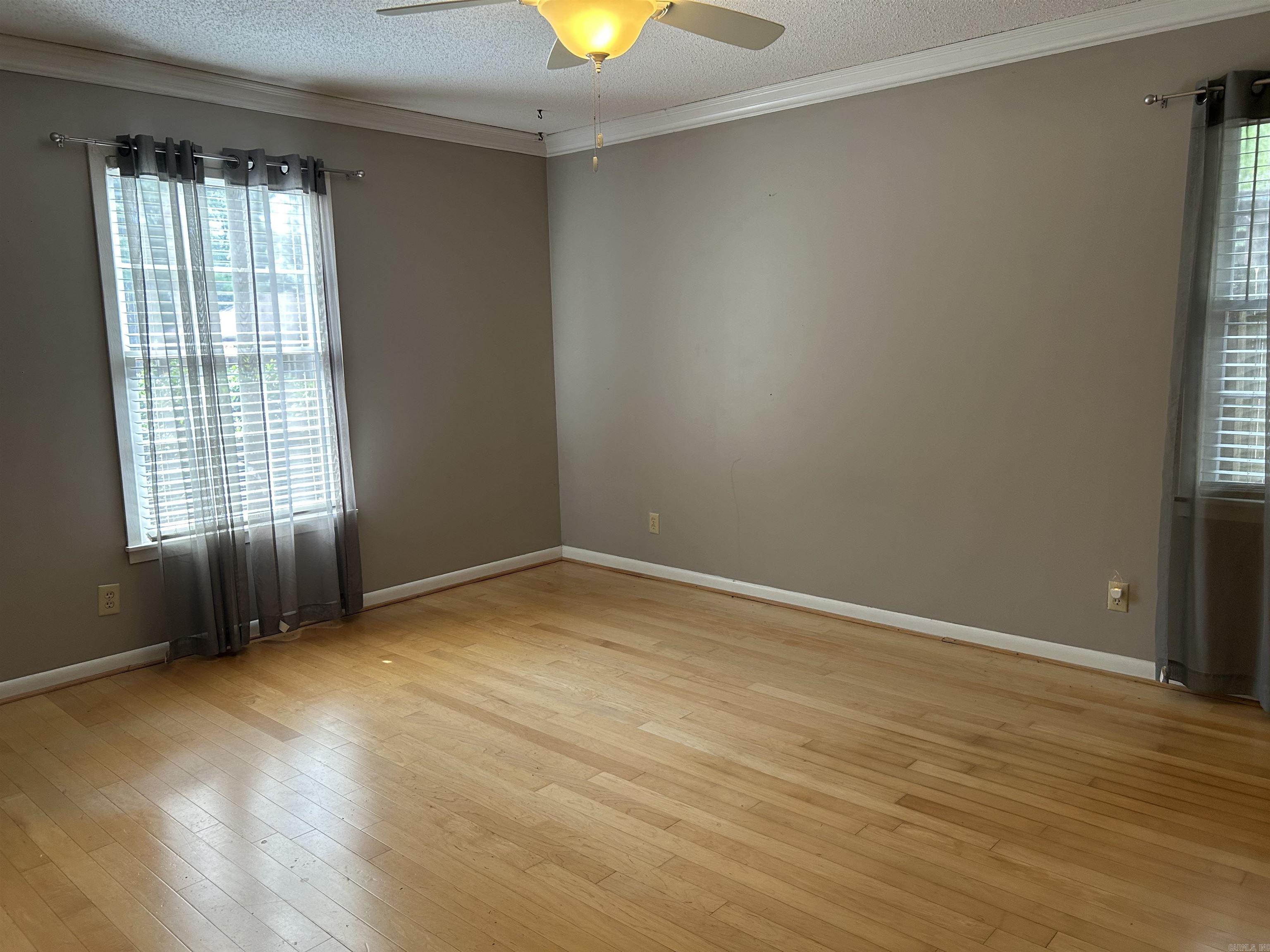 2104 Indian Trails Street Property Photo 14