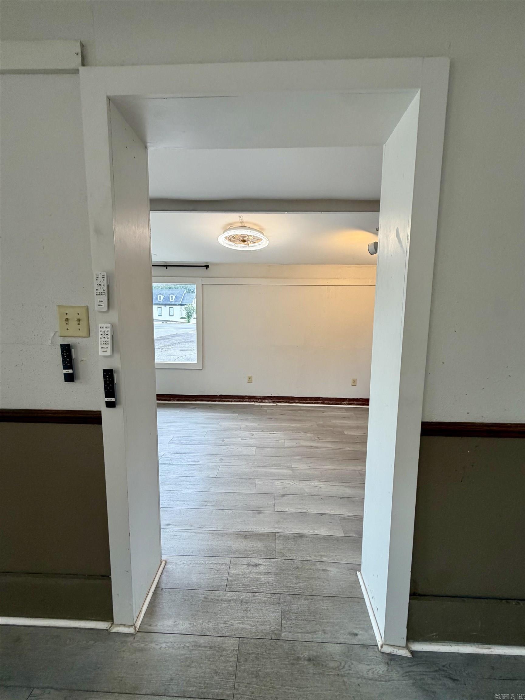 100 W B Avenue Property Photo 5
