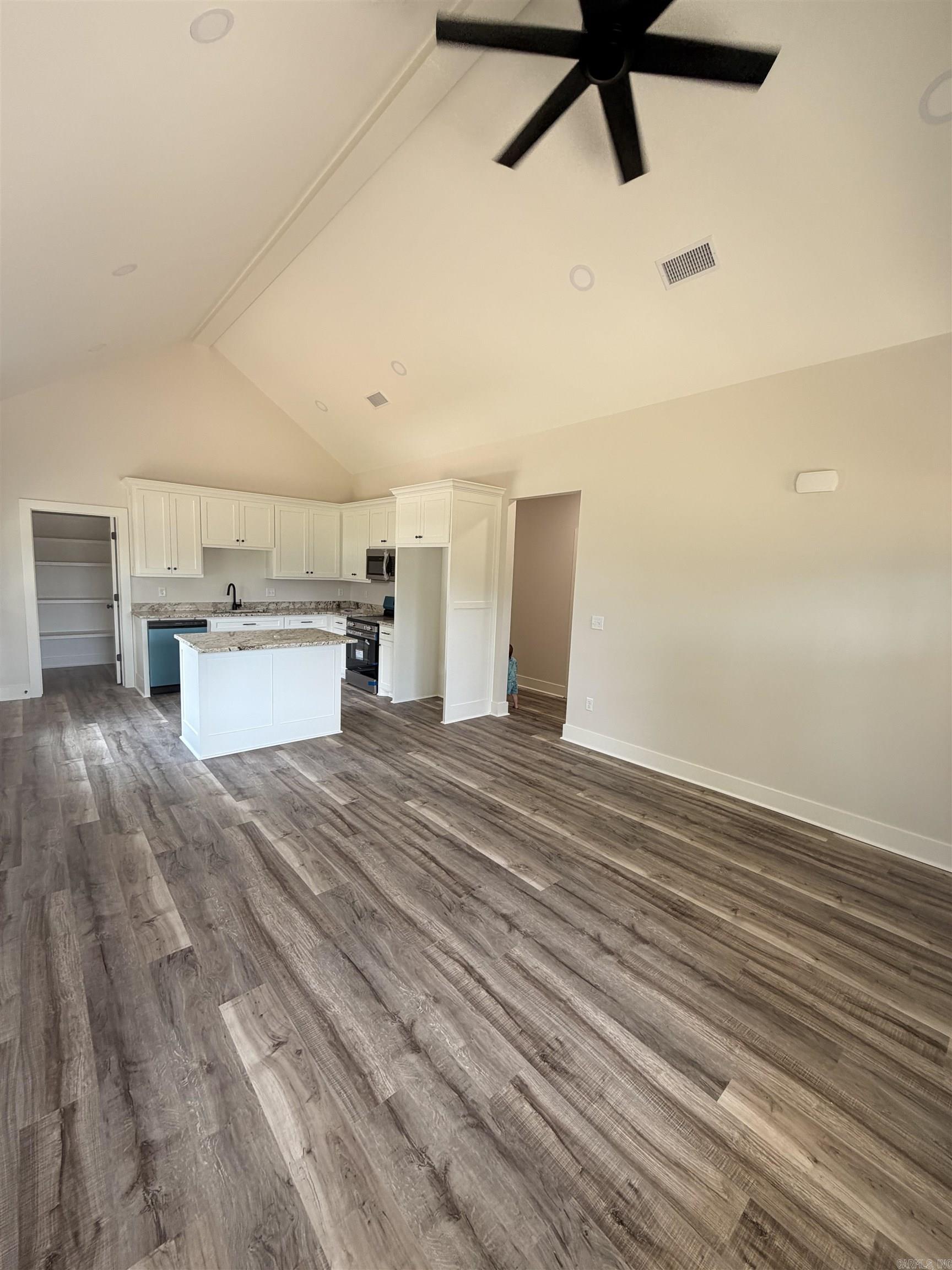 2107 Sulton Street Property Photo 6