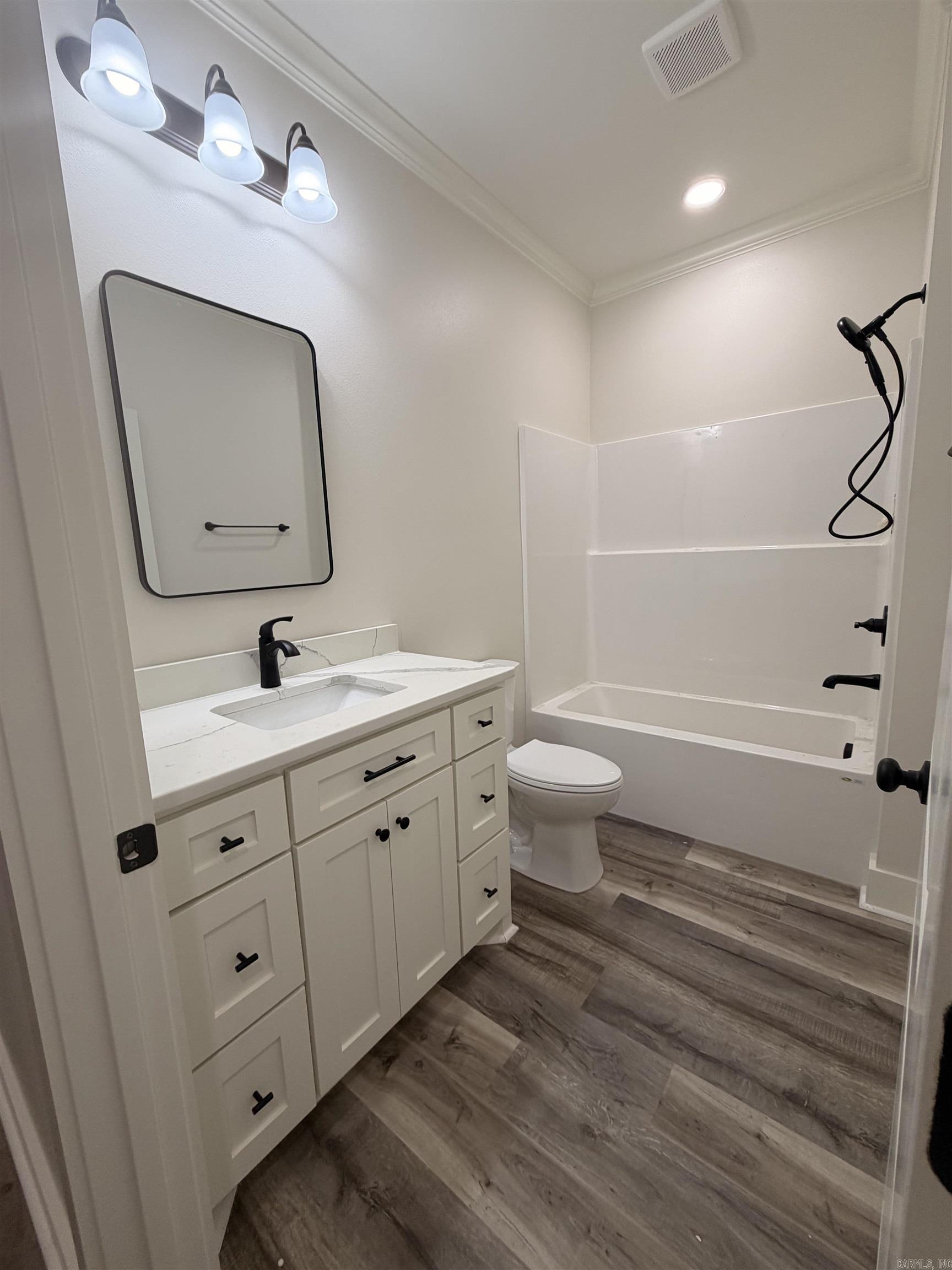 2107 Sulton Street Property Photo 14