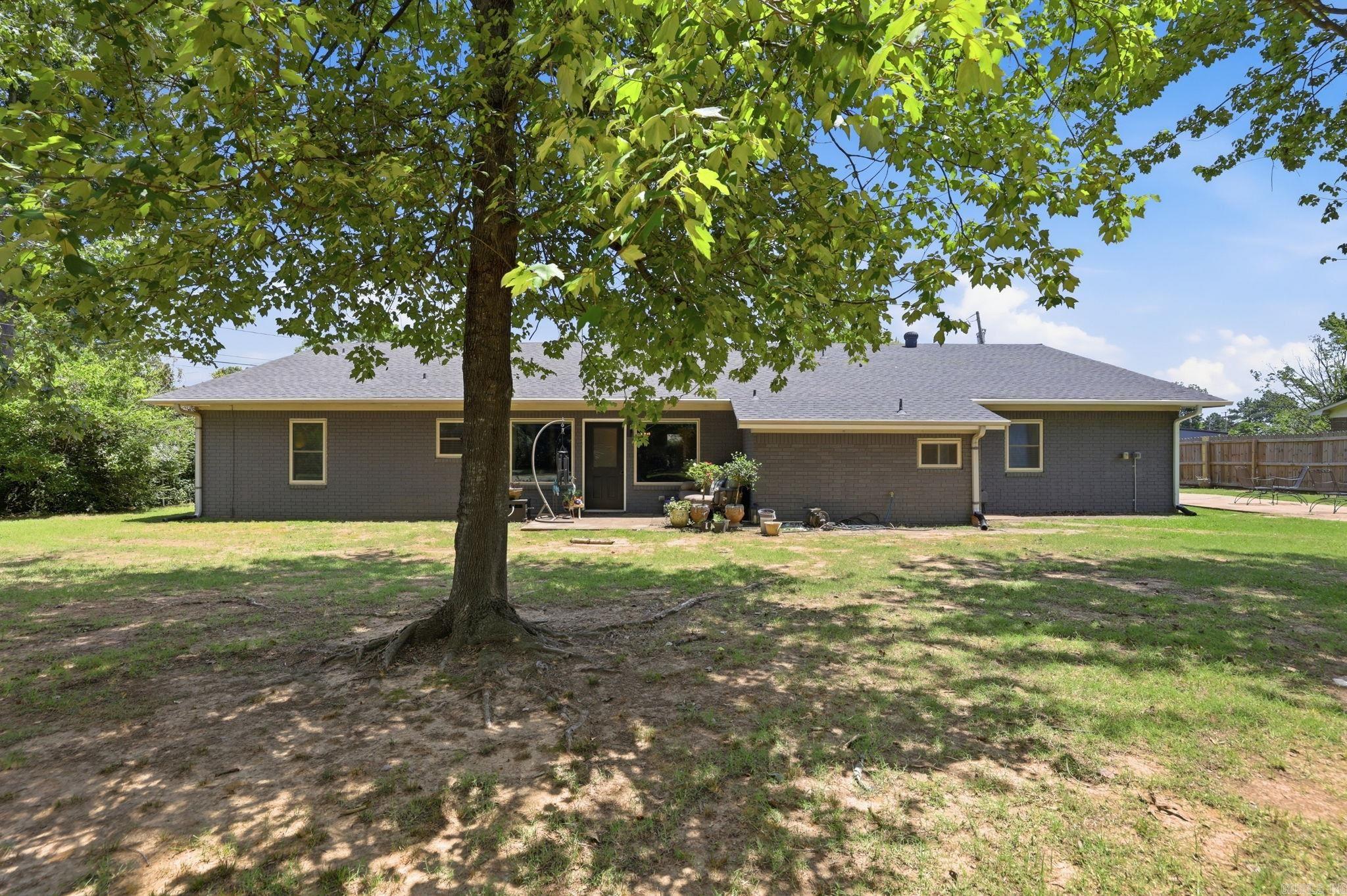 103 Byron St Property Photo 45