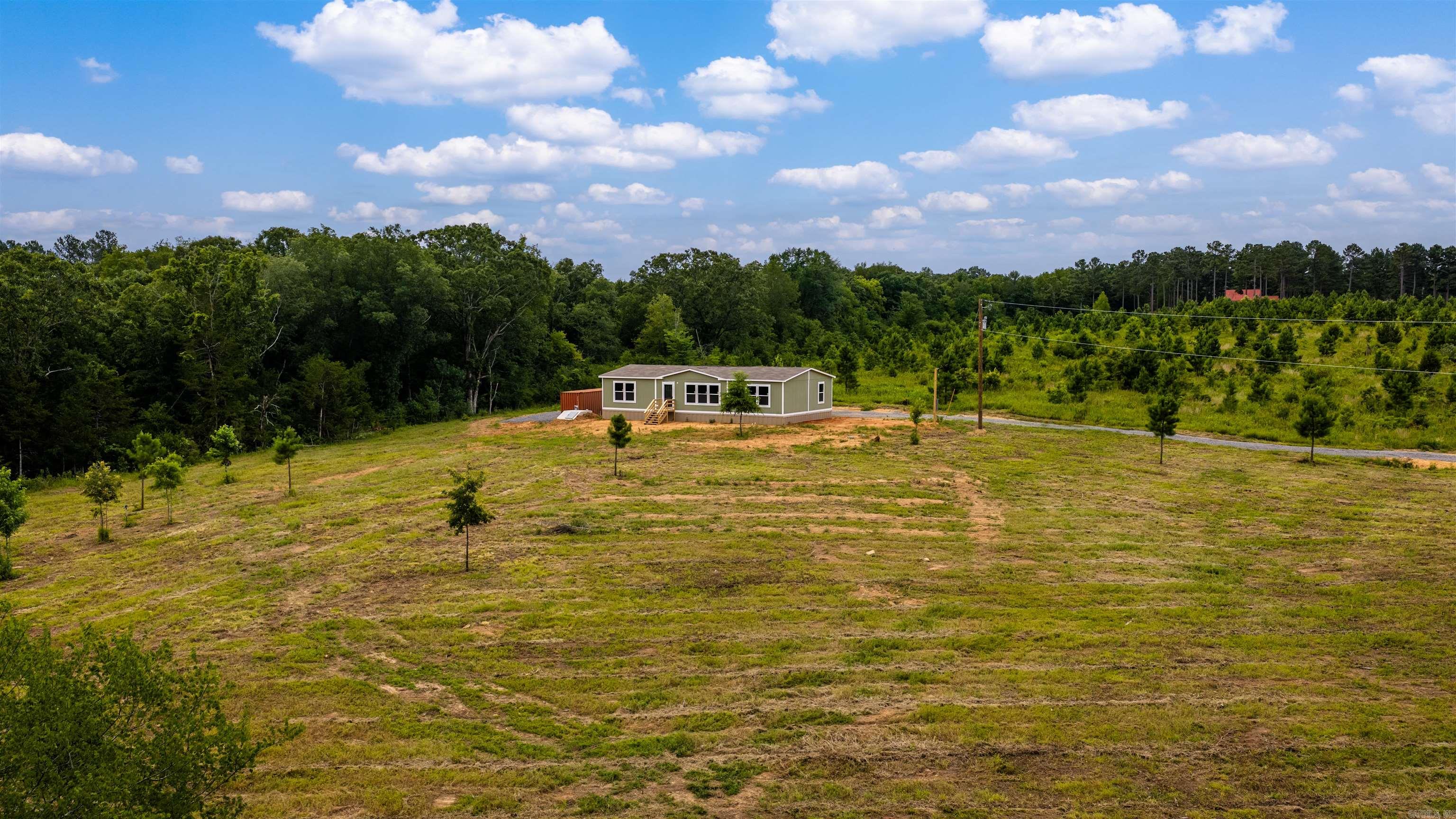 49 Hall Drive Property Photo 4
