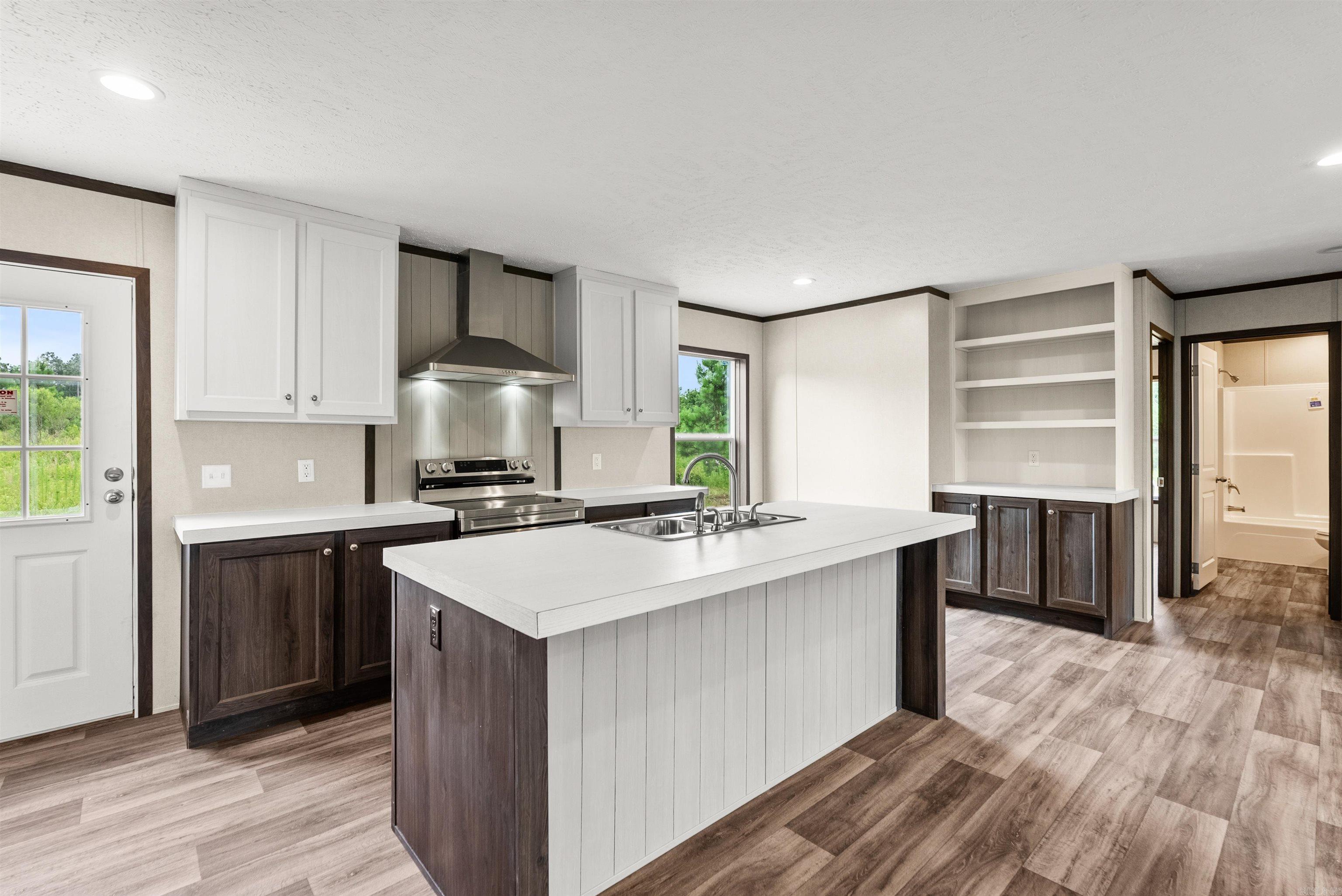 49 Hall Drive Property Photo 13