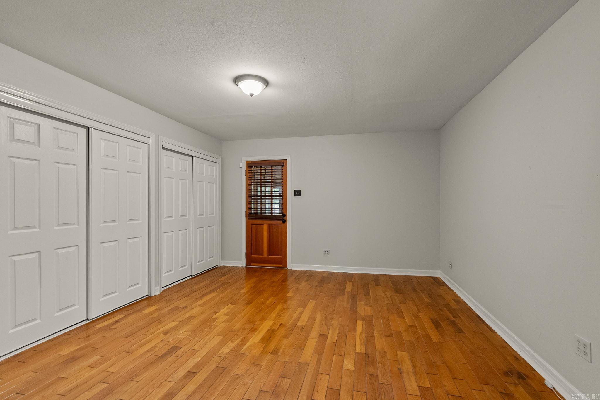 15724 Wilson Lateral Road Property Photo 14