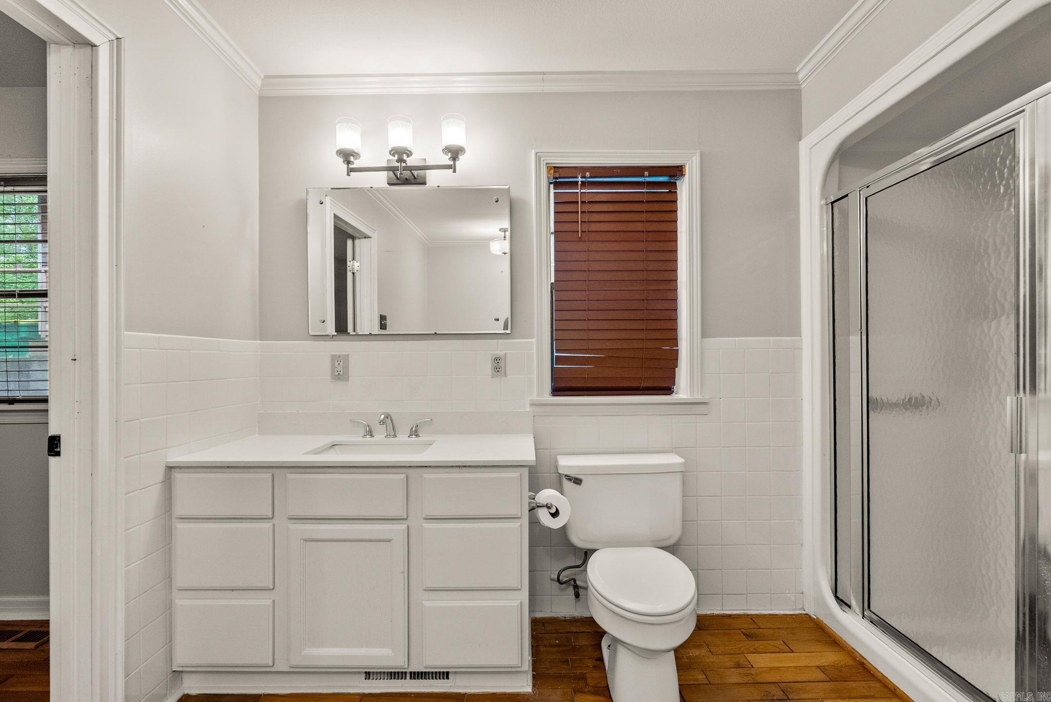 15724 Wilson Lateral Road Property Photo 17
