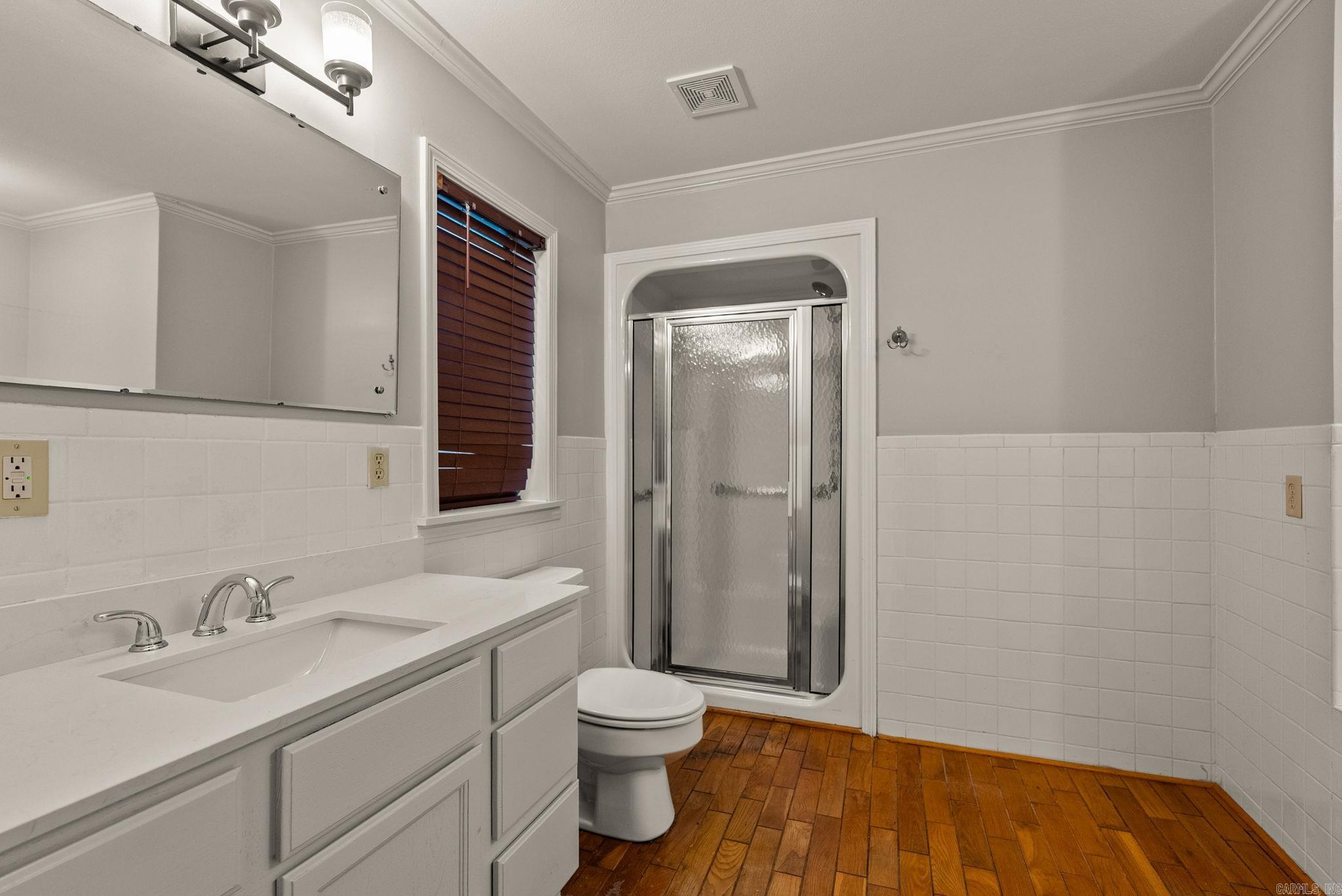 15724 Wilson Lateral Road Property Photo 18
