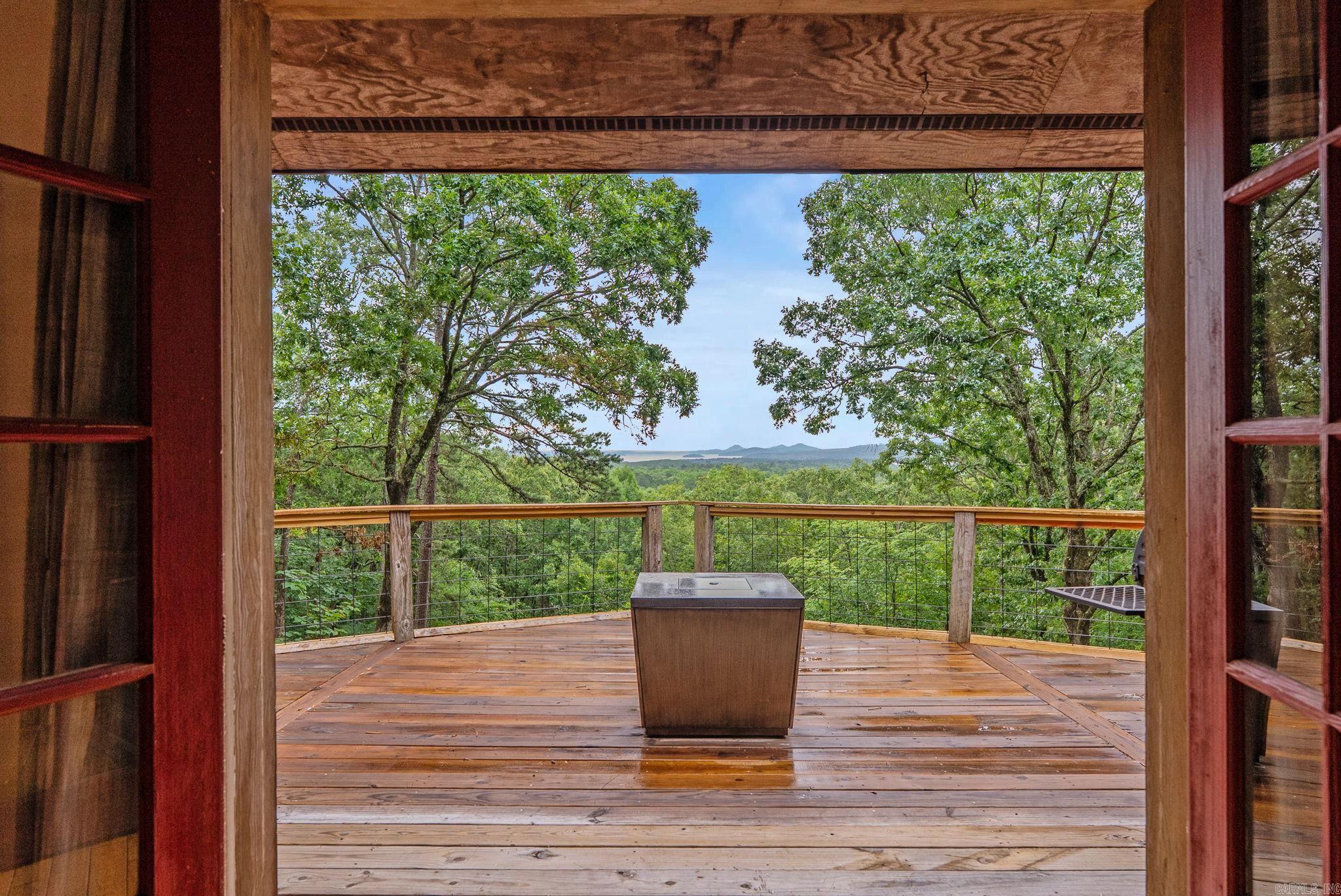 15724 Wilson Lateral Road Property Photo 44