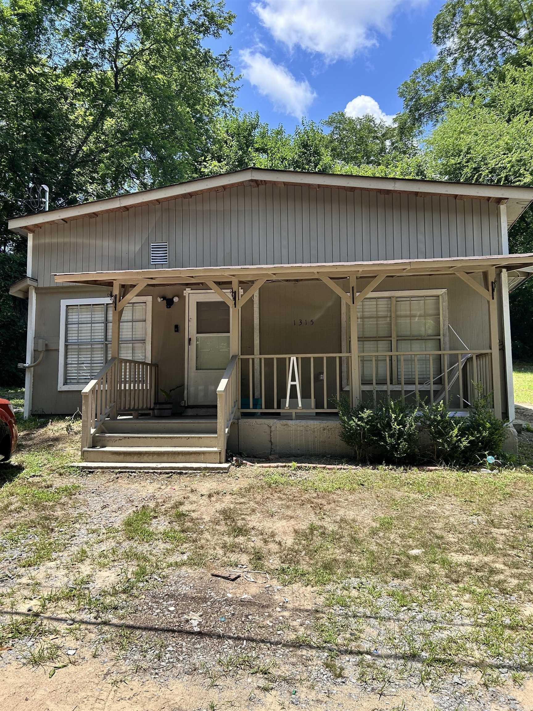 1315 Cedar Street Property Photo 1