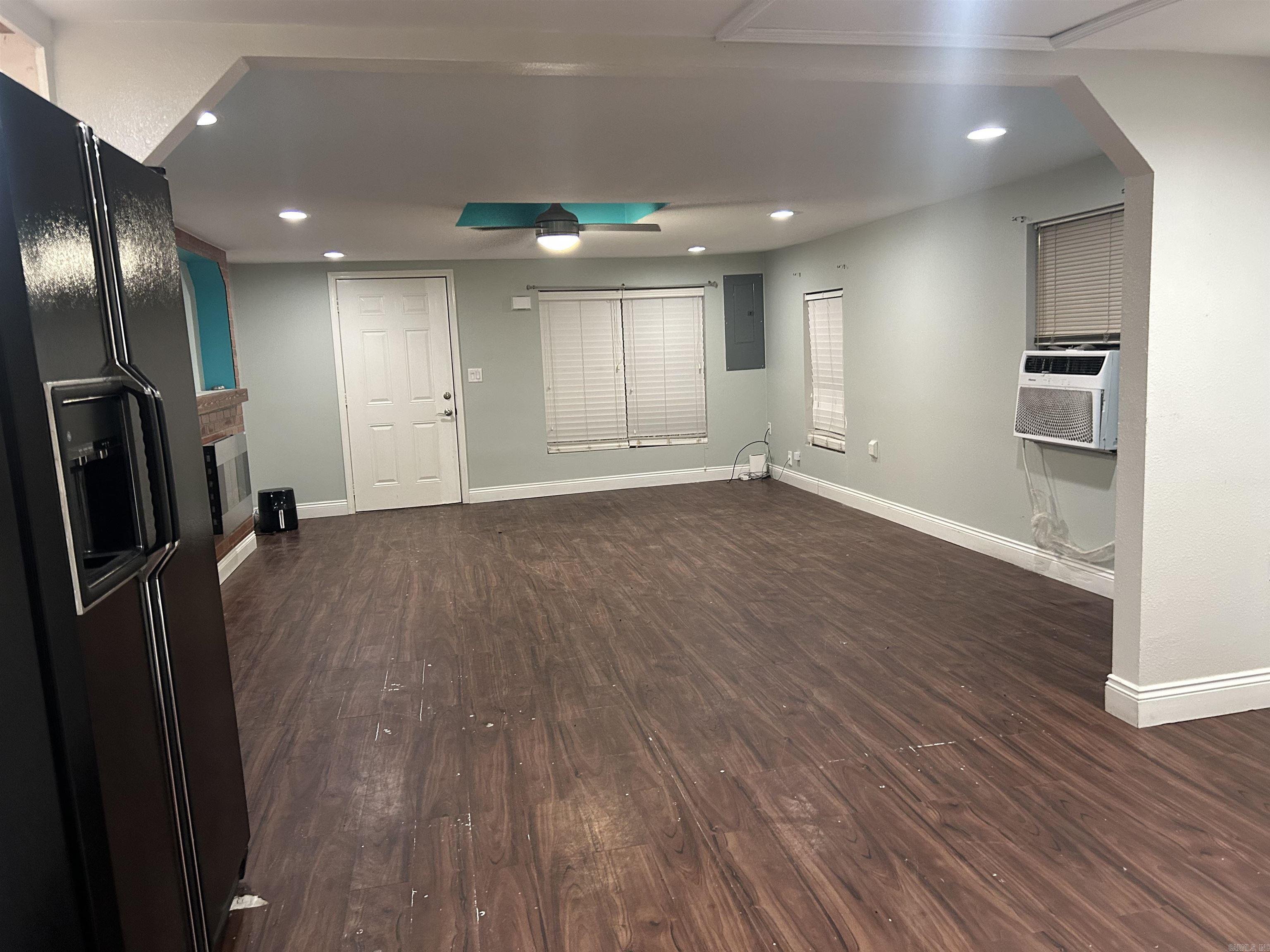 1315 Cedar Street Property Photo 4