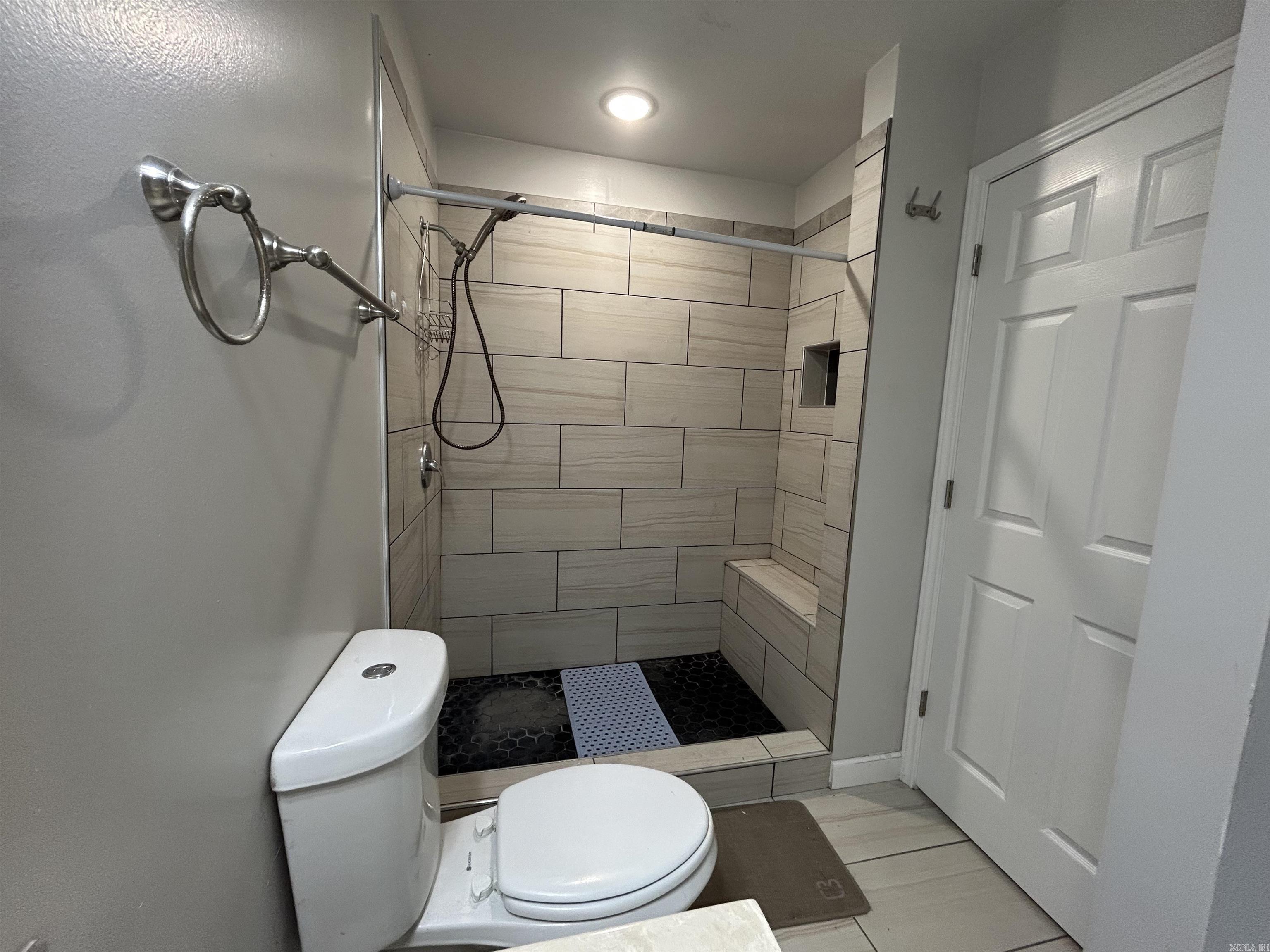 1315 Cedar Street Property Photo 10