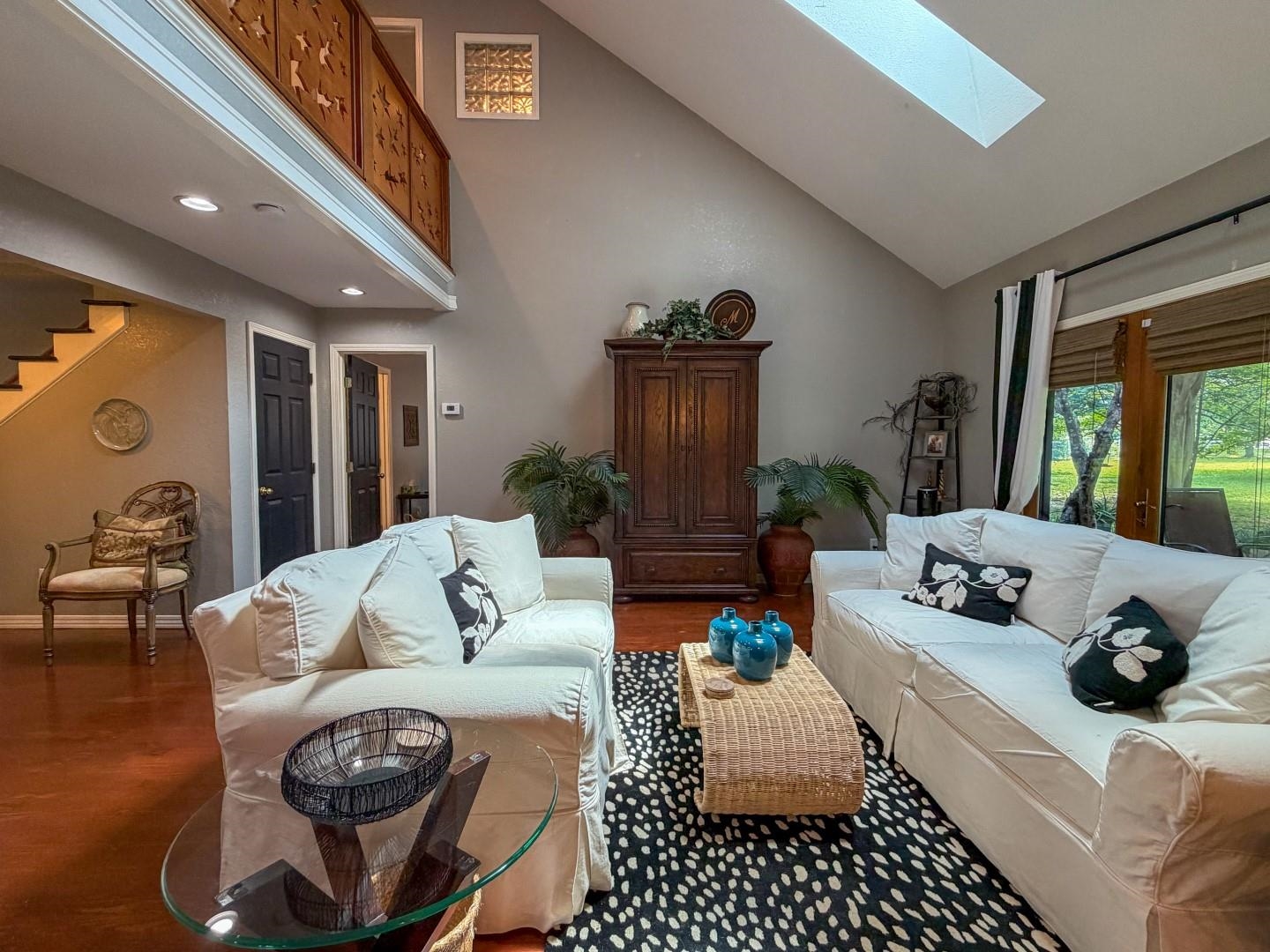 15 Wanda Circle Property Photo 4