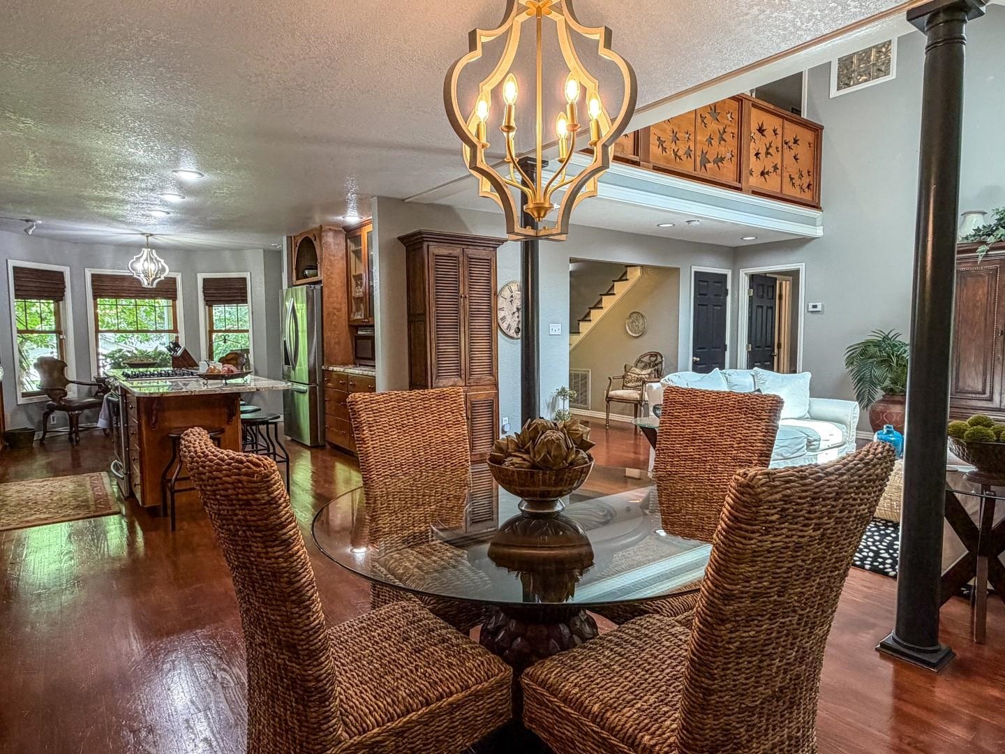 15 Wanda Circle Property Photo 5