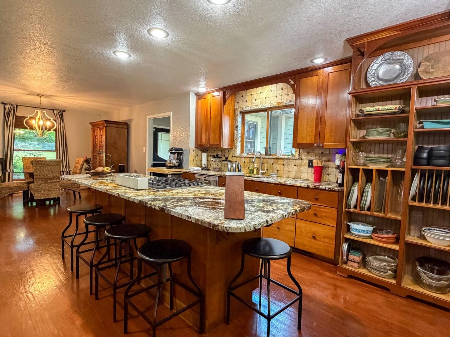 15 Wanda Circle Property Photo 7