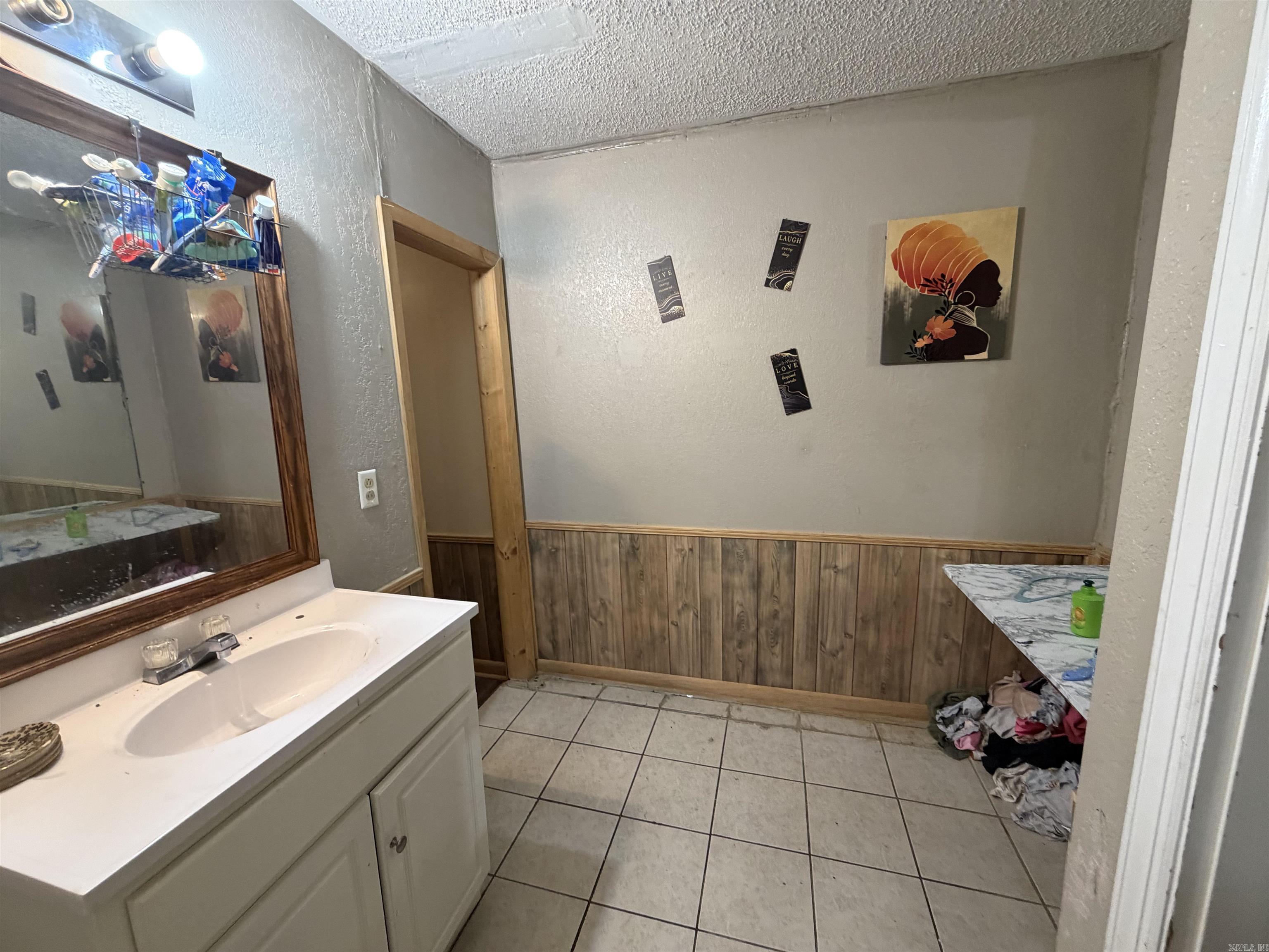 19 Jackson Property Photo 8