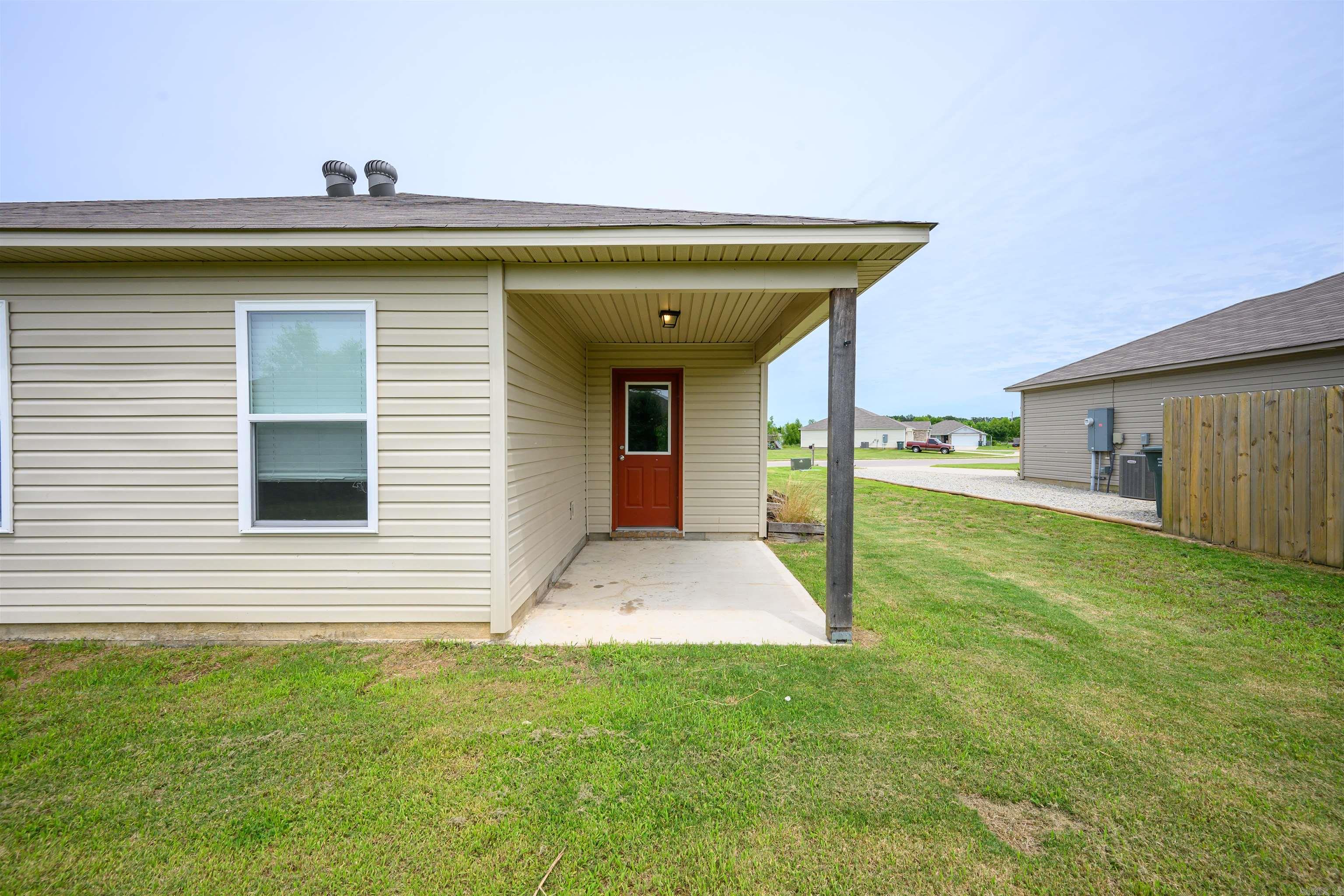 412 Harper Drive Property Photo 3