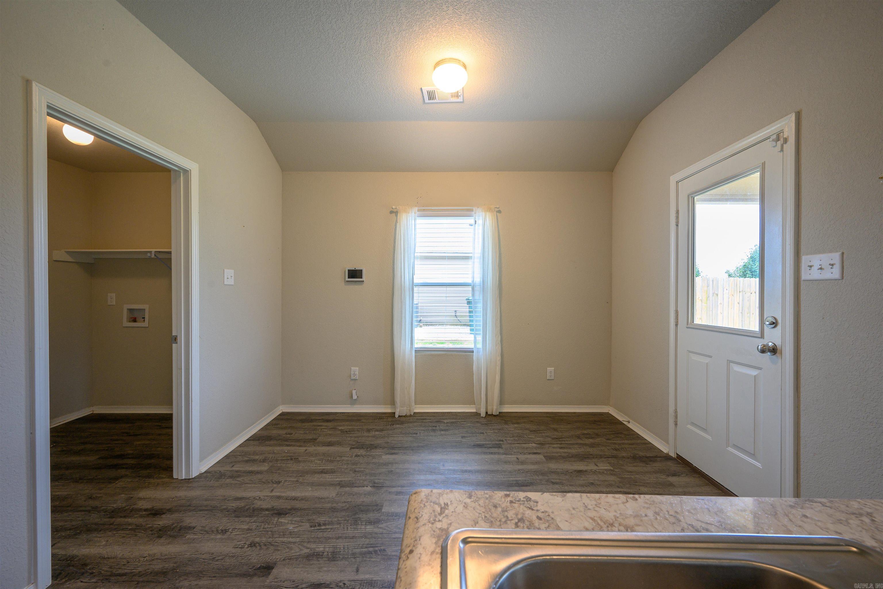 412 Harper Drive Property Photo 10