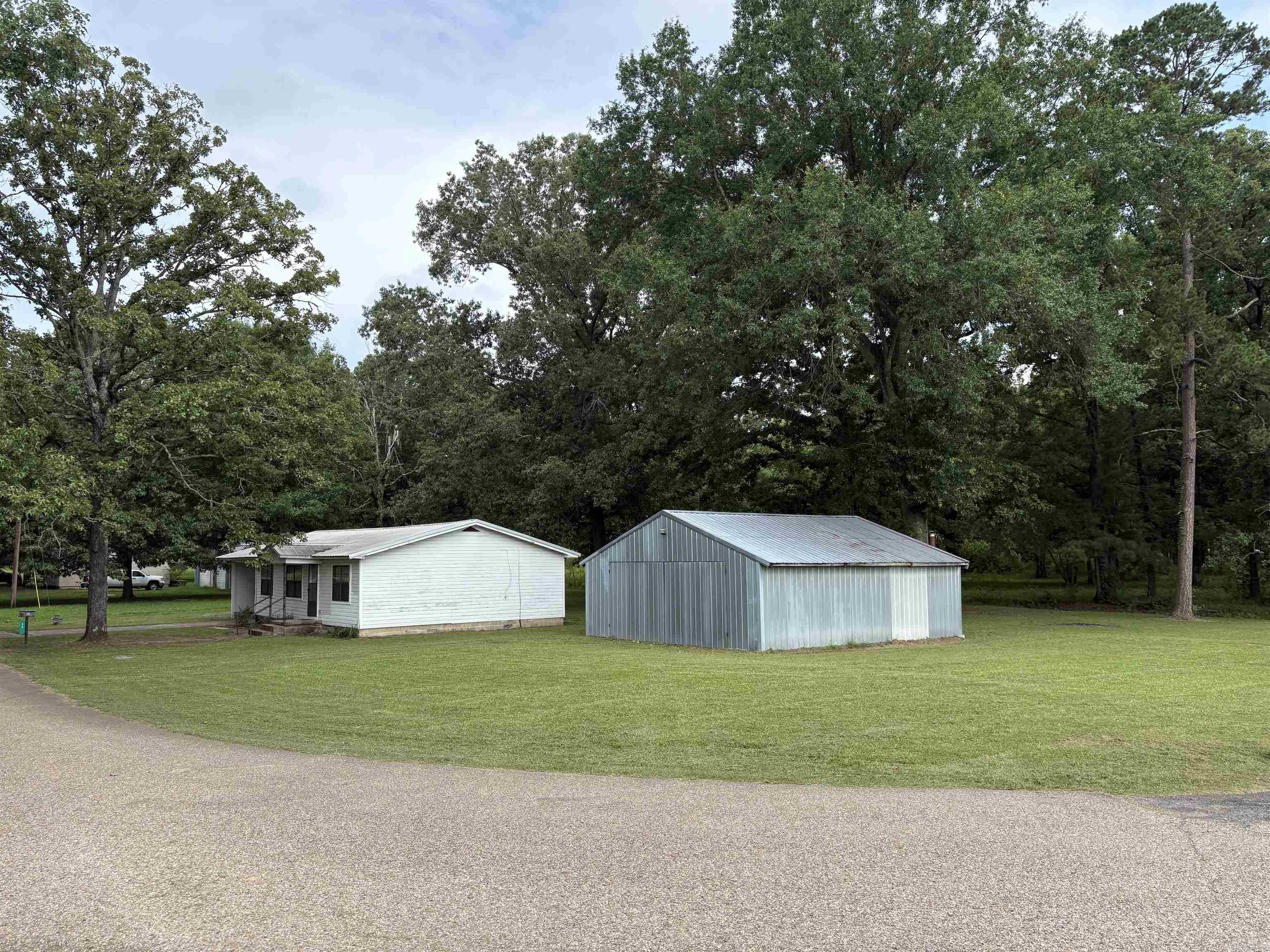 68 Boyce Road Property Photo 2