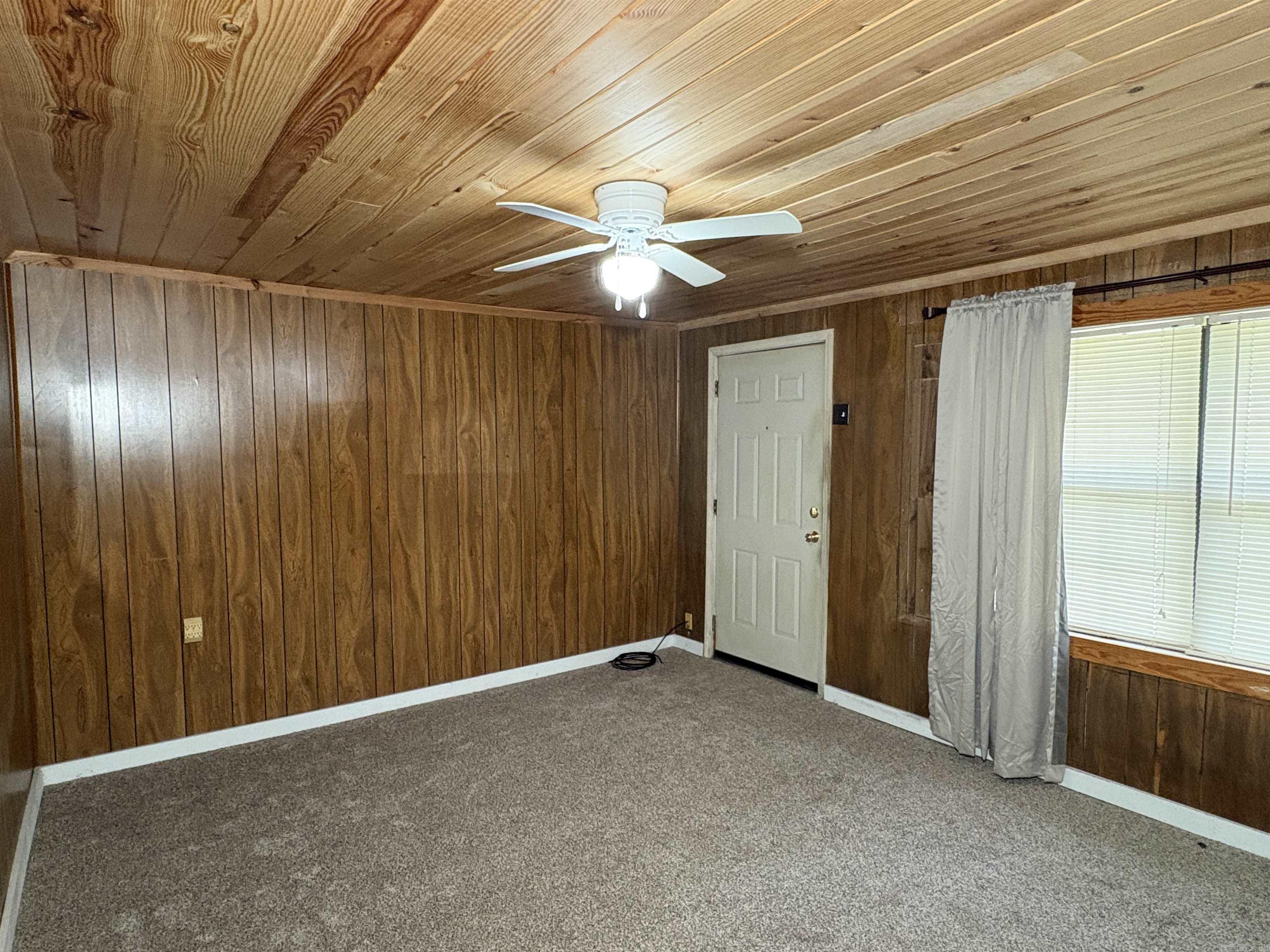 68 Boyce Road Property Photo 5