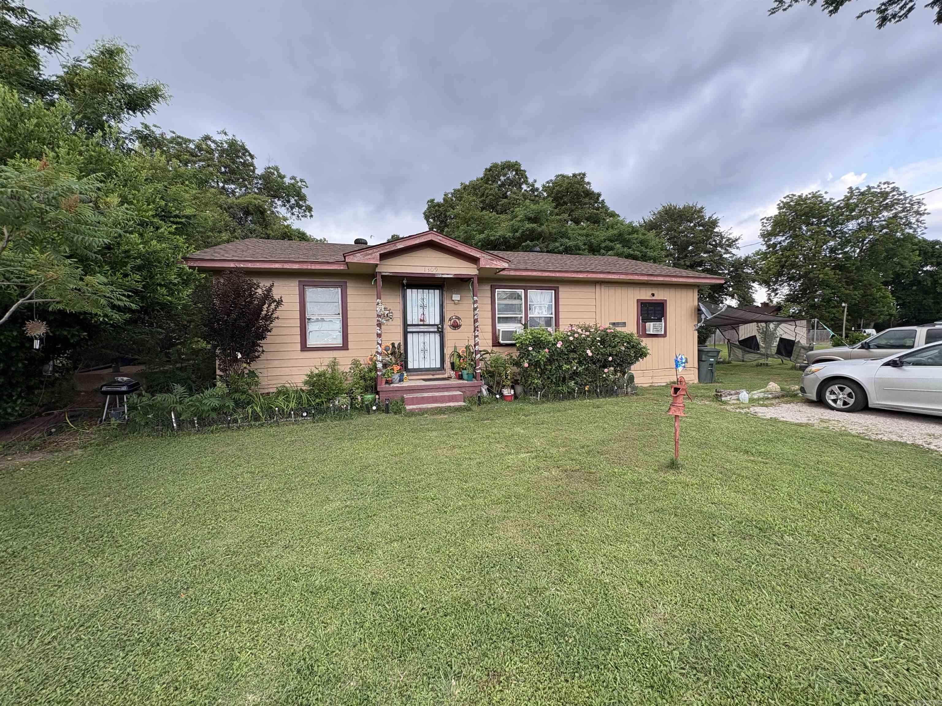 1309 Fourth Property Photo 1