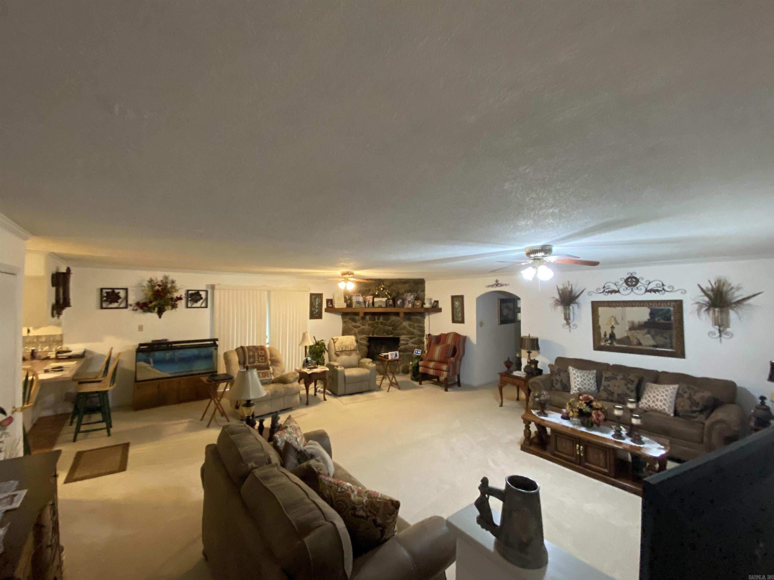 40 Single Oaks Drive Property Photo 2