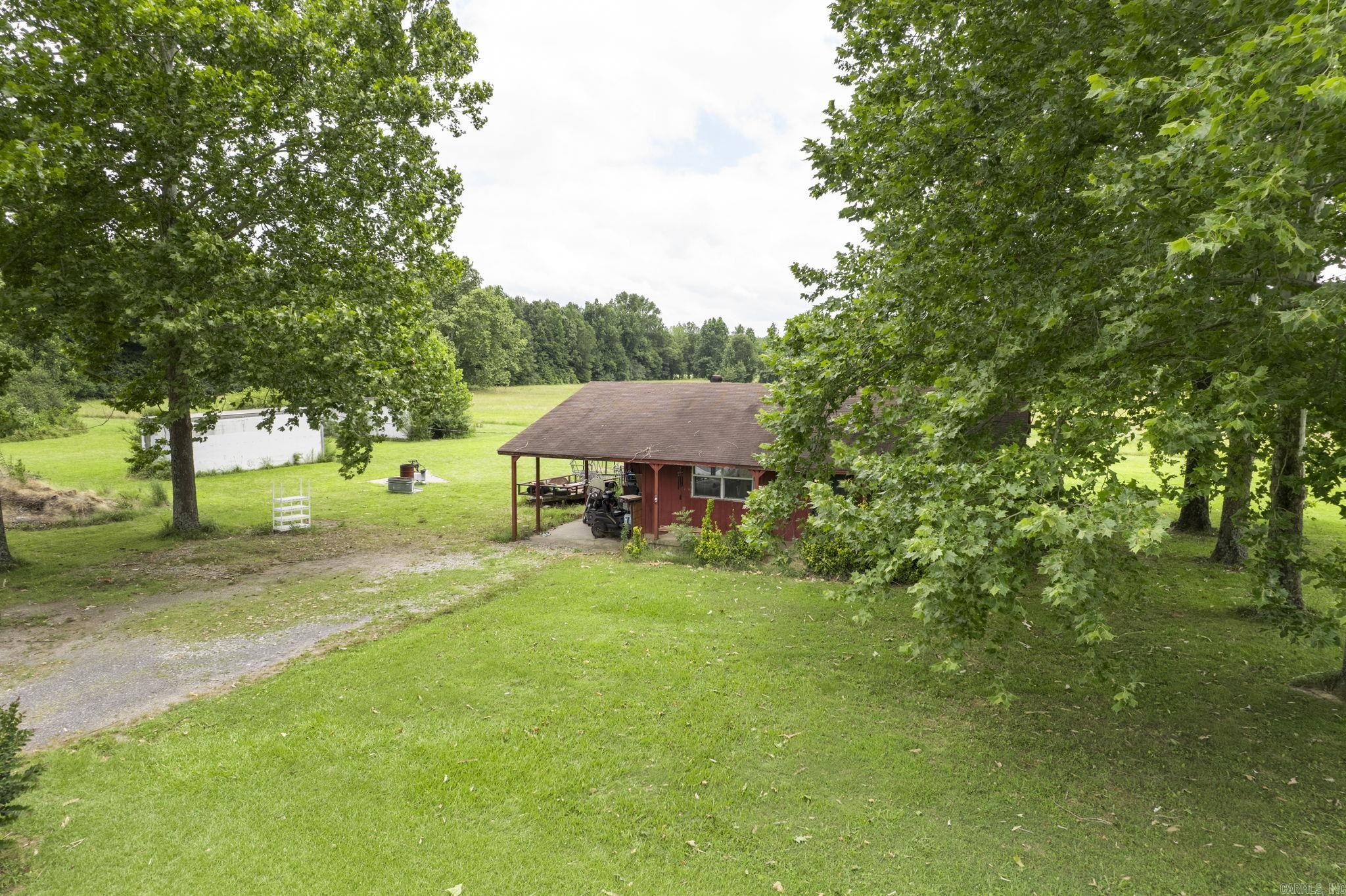 319 Wagon Train Road Property Photo 5