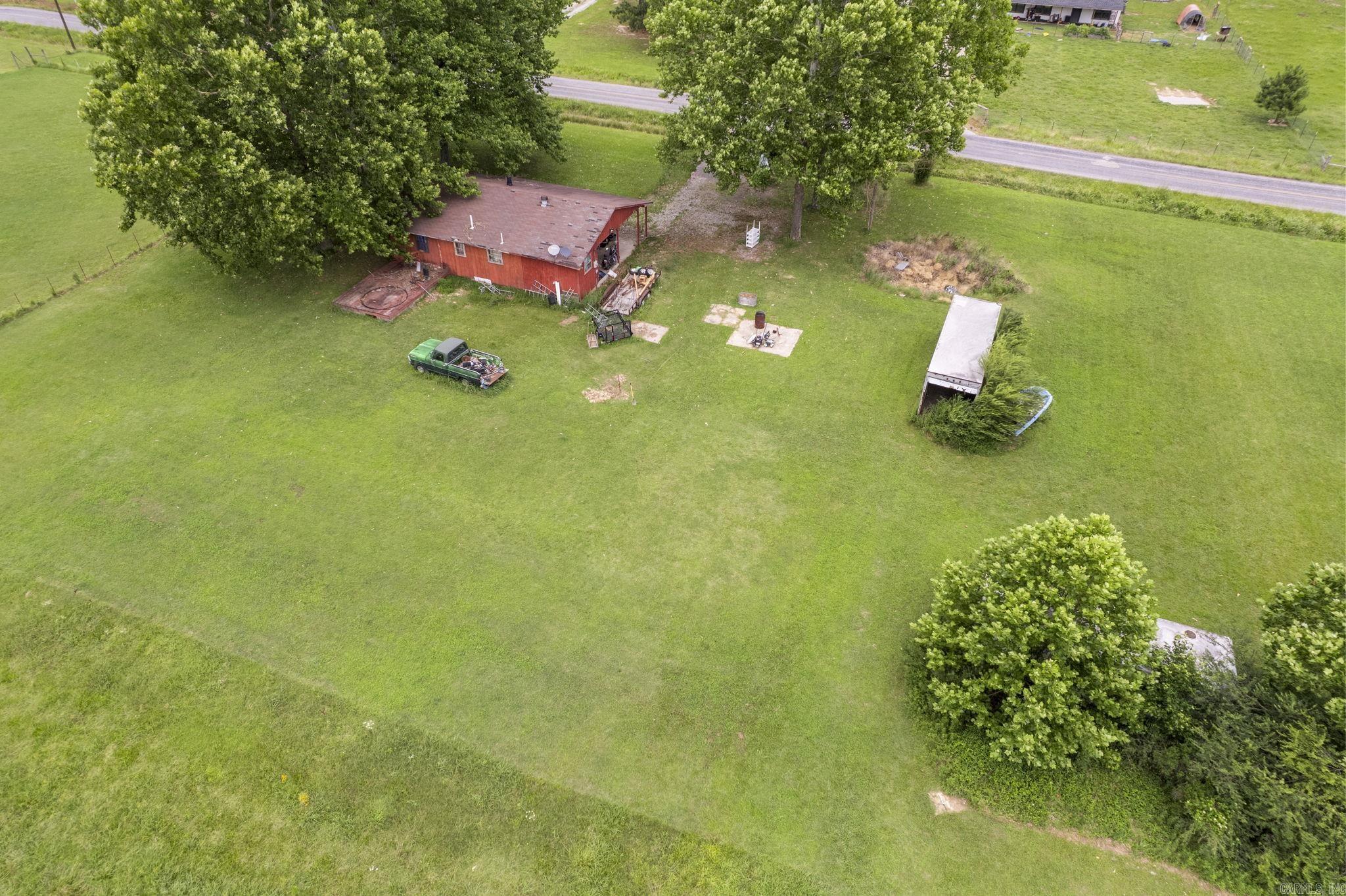 319 Wagon Train Road Property Photo 10