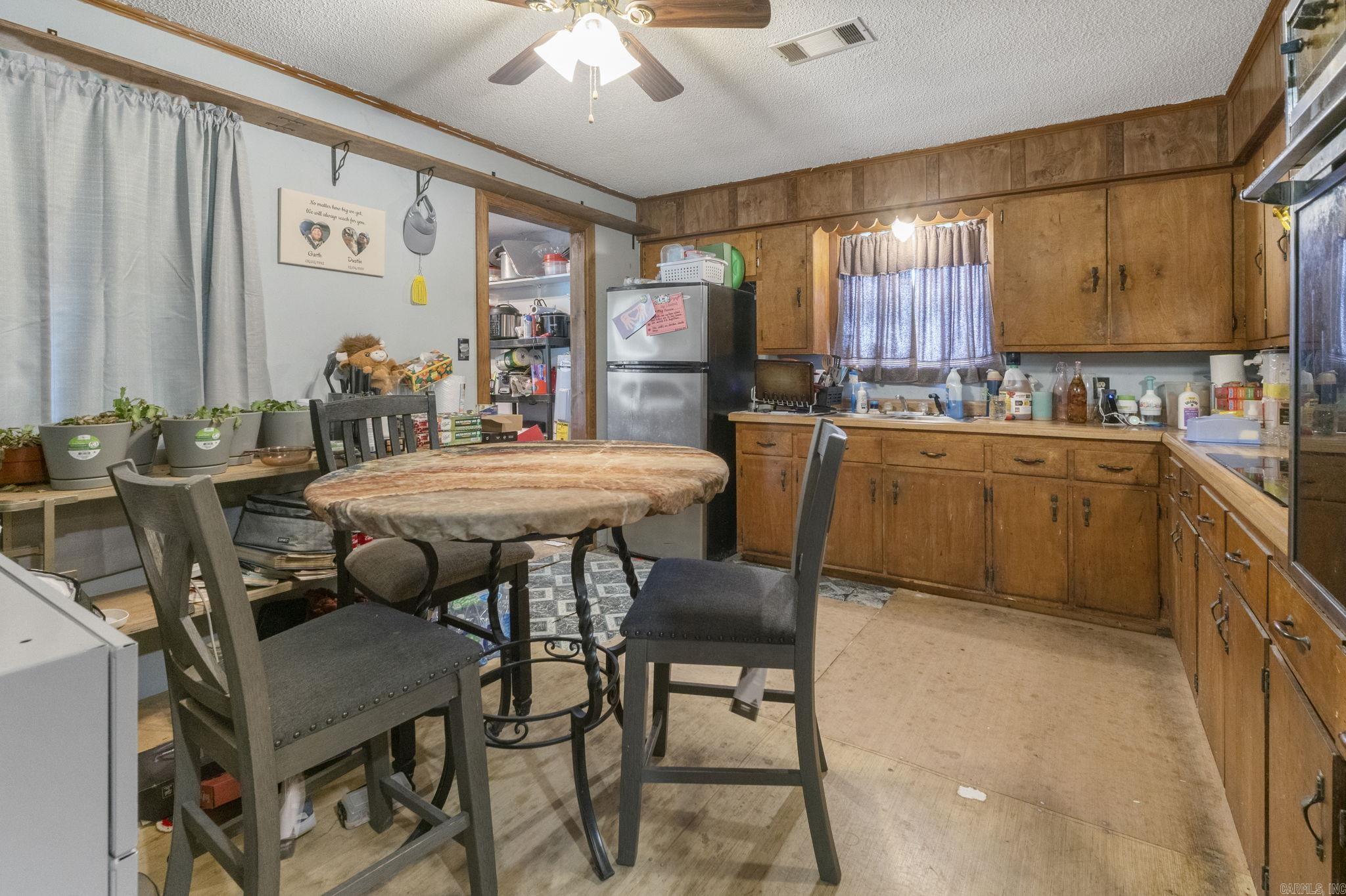 319 Wagon Train Road Property Photo 17