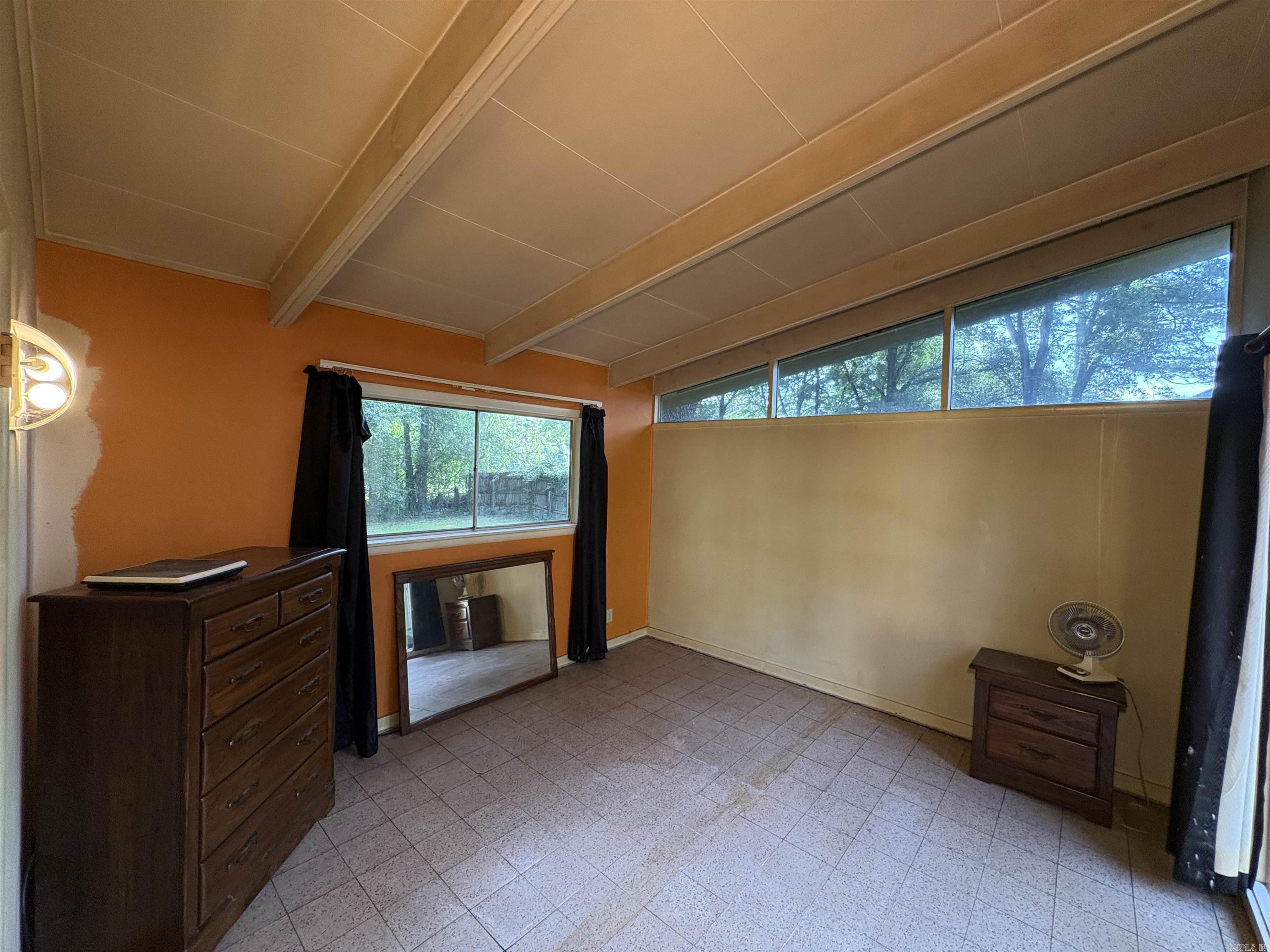 1906 Sylvia Street Property Photo 17
