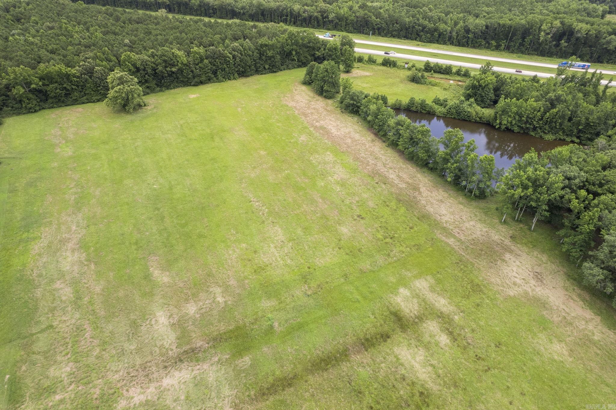 00 Wagon Train Property Photo 4