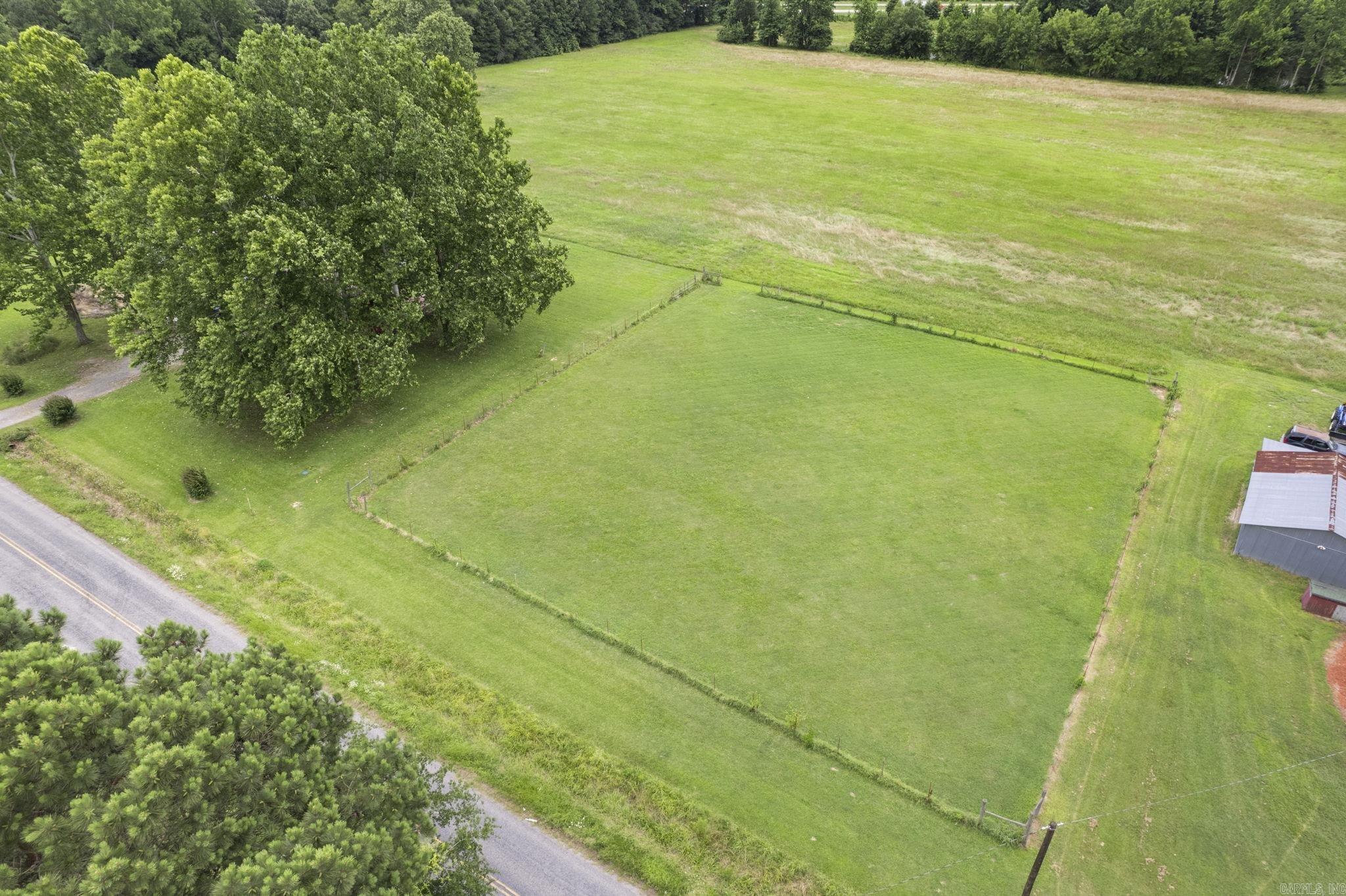 00 Wagon Train Property Photo 13