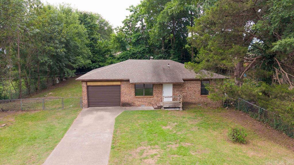 724 2Nd Ave Property Photo 1