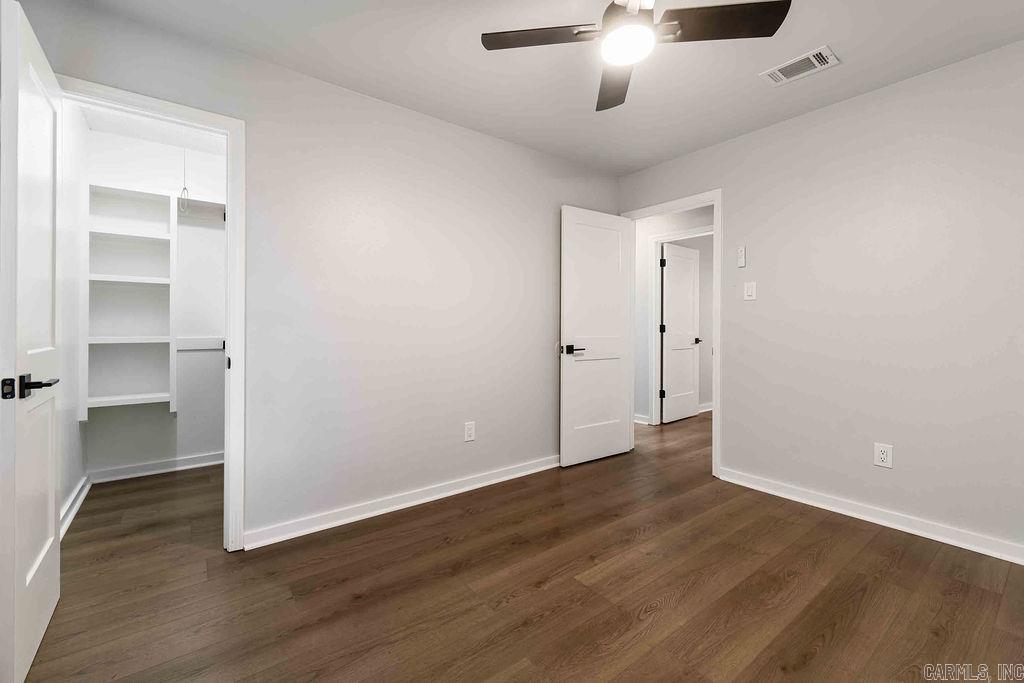 724 2nd Ave Property Photo 16