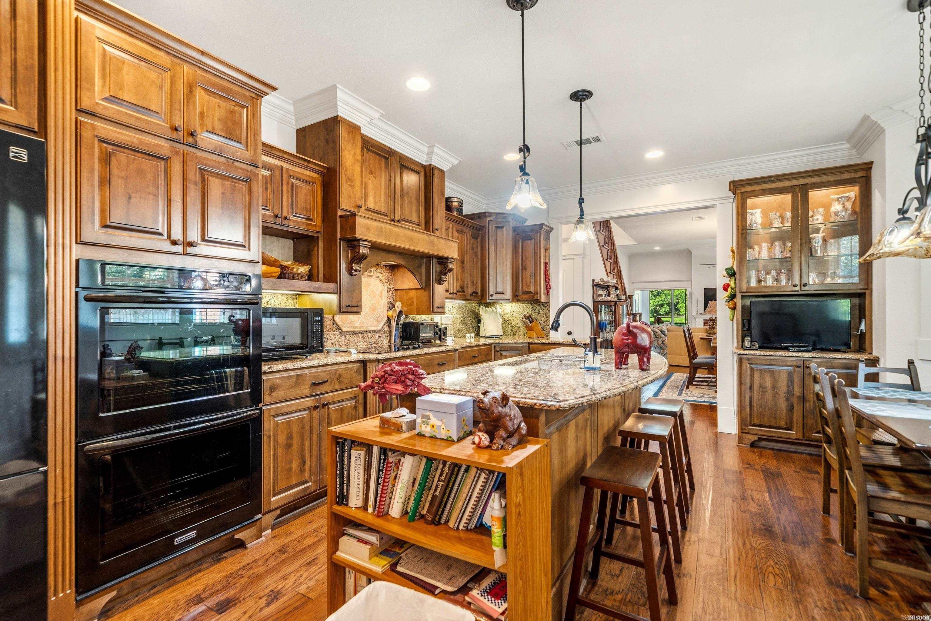 671 Shady Grove Road Property Photo 17