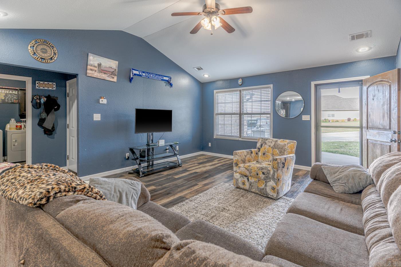 5 Ashcraft Court Property Photo 4
