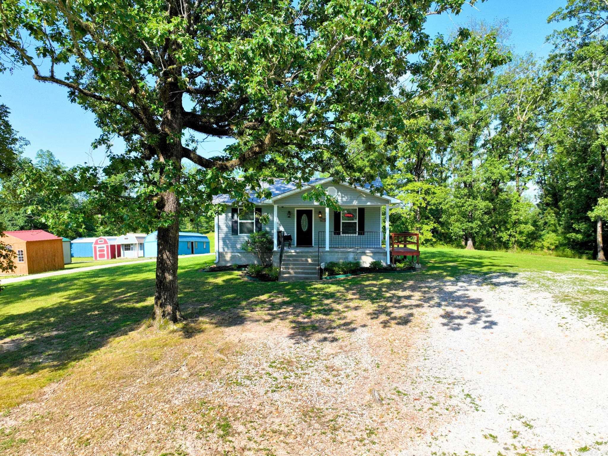 6973 Highway 7 Property Photo 3