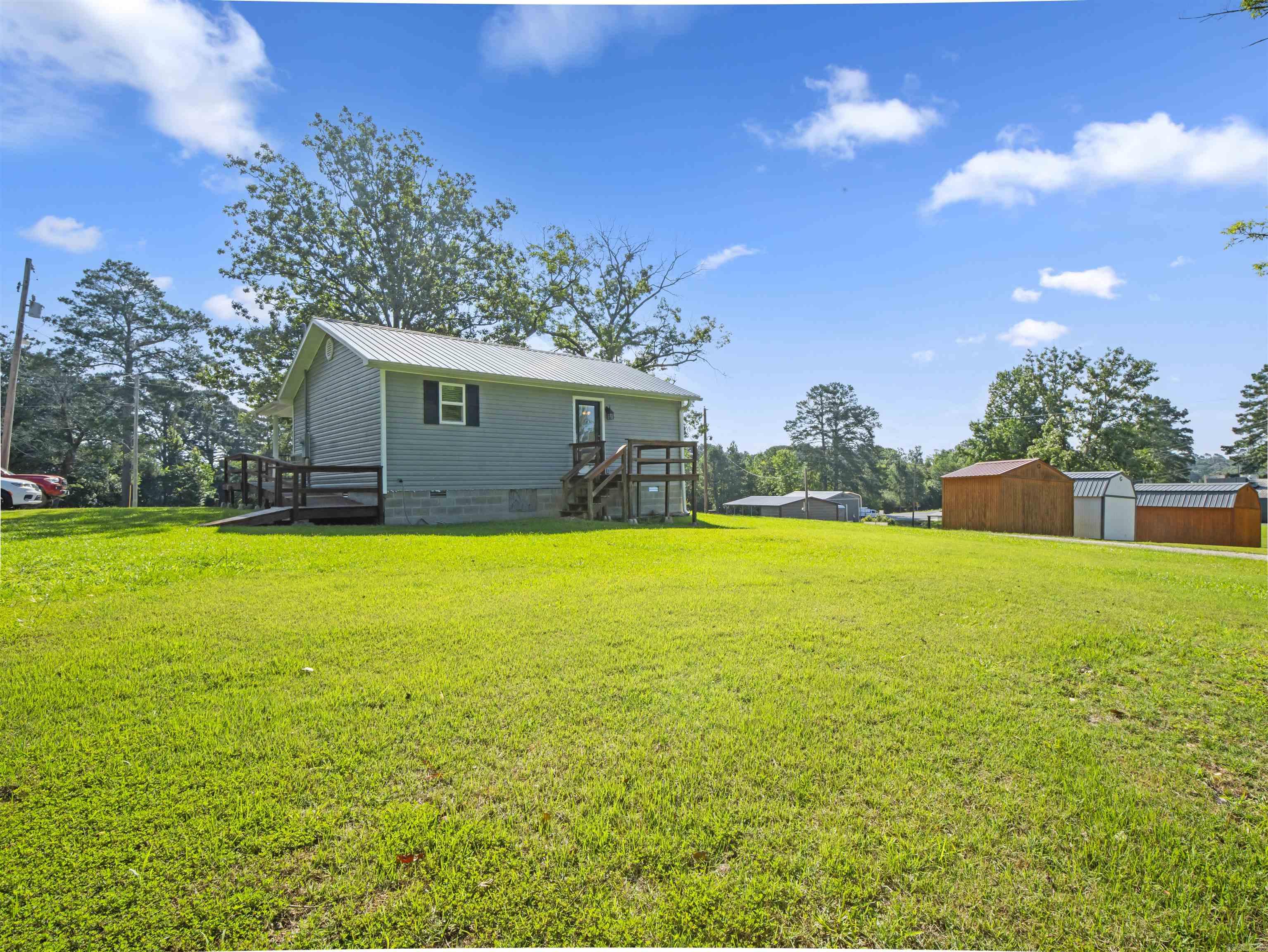 6973 Highway 7 Property Photo 25