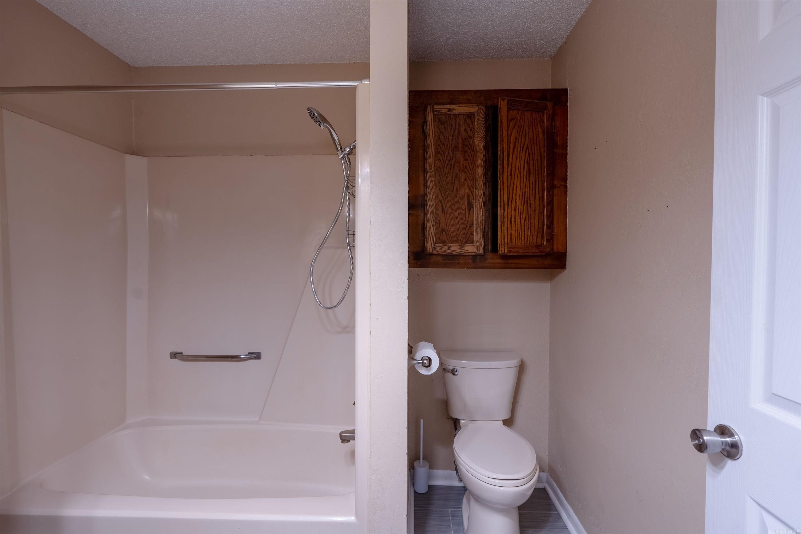 215 Navajo Drive Property Photo 34