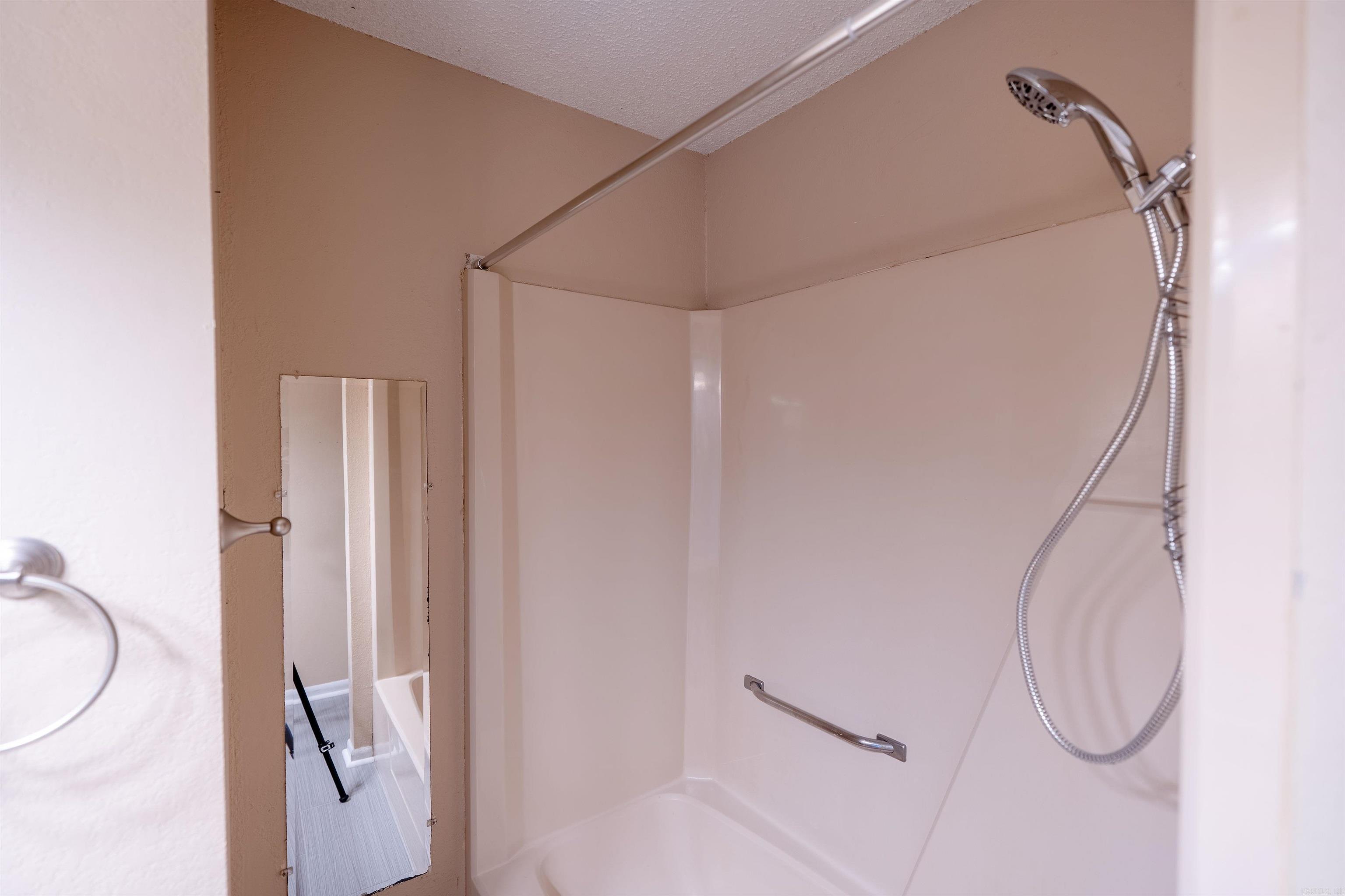 215 Navajo Drive Property Photo 35