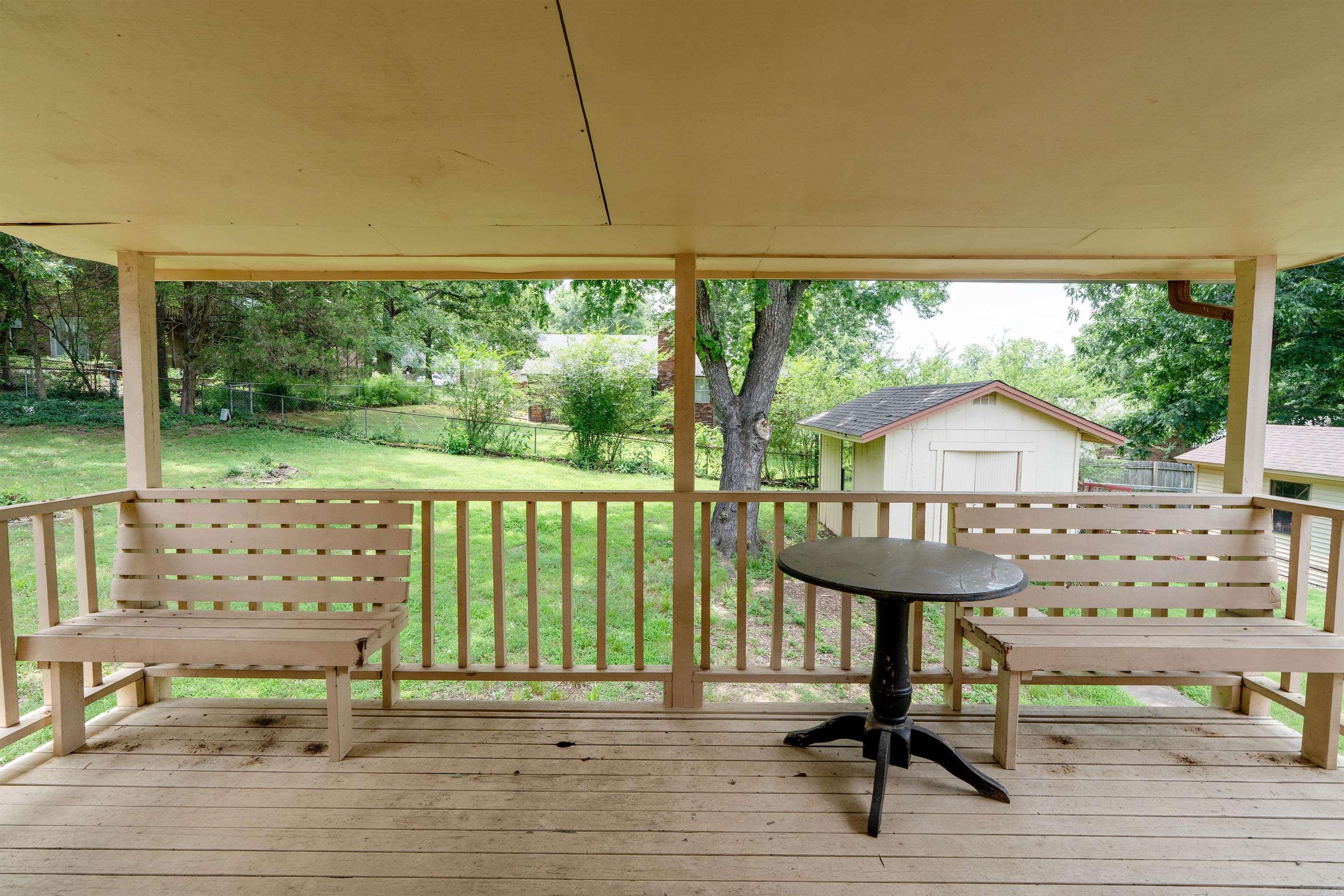 215 Navajo Drive Property Photo 43