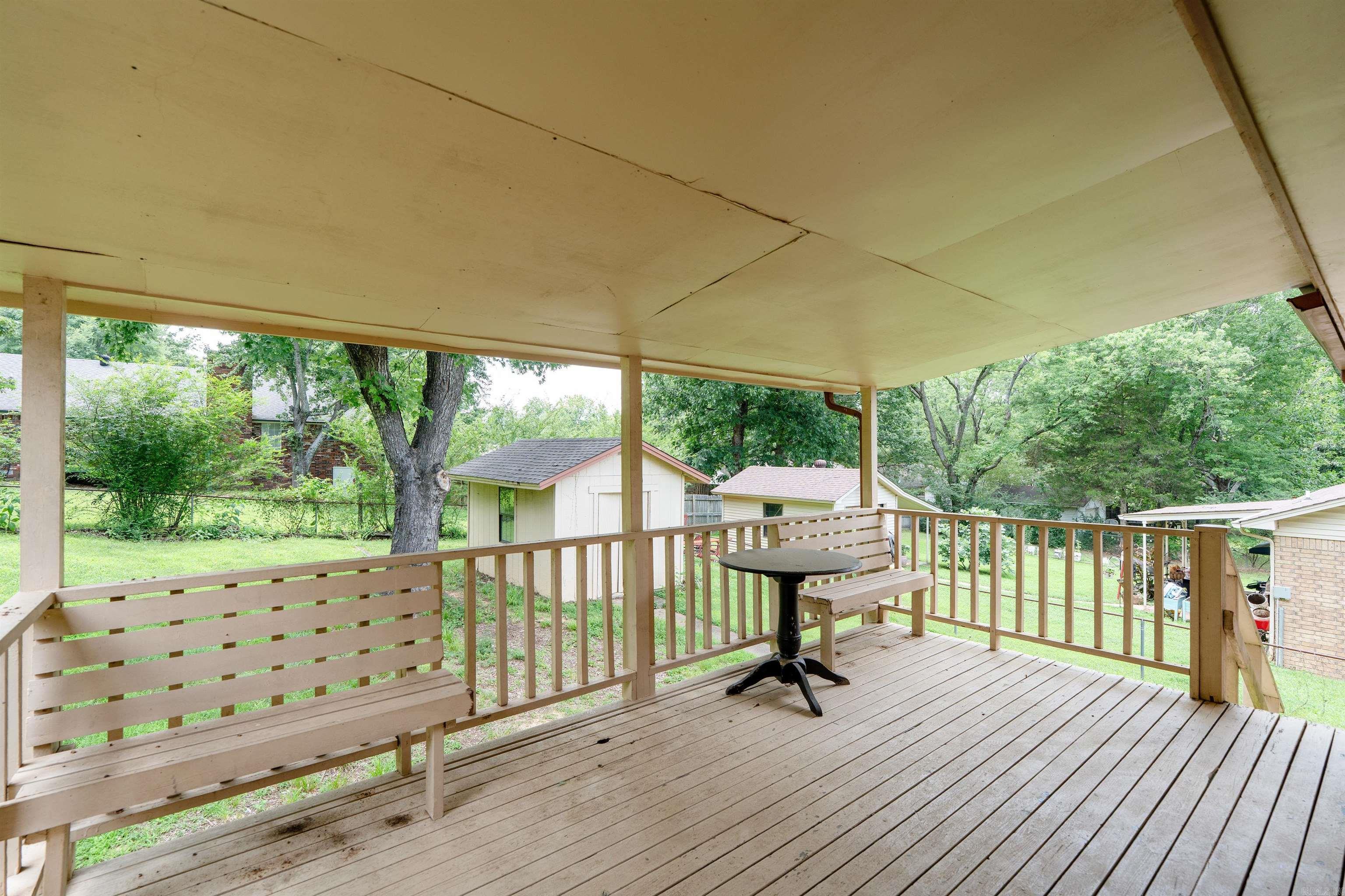 215 Navajo Drive Property Photo 44