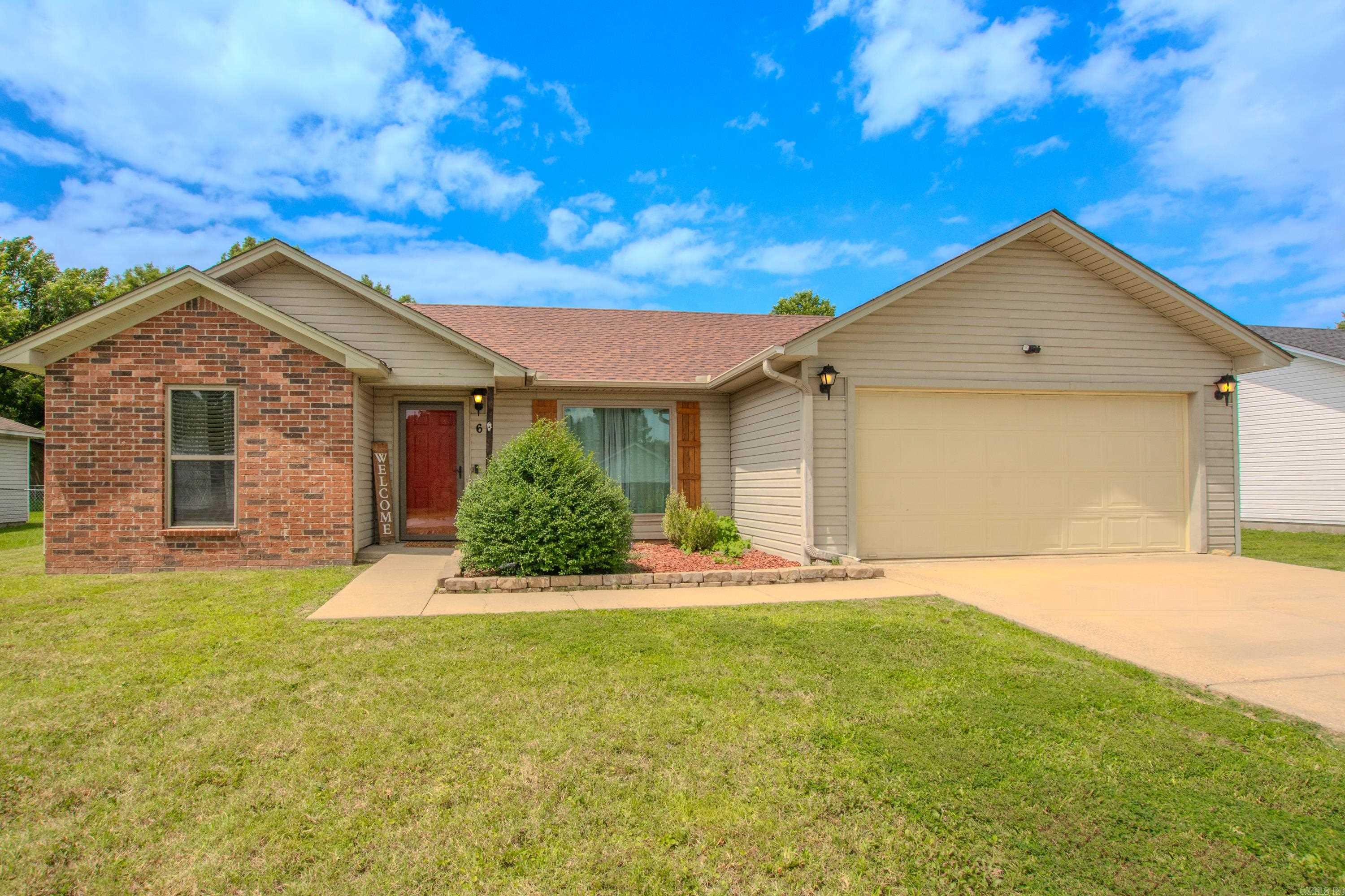 6 Ariel Drive