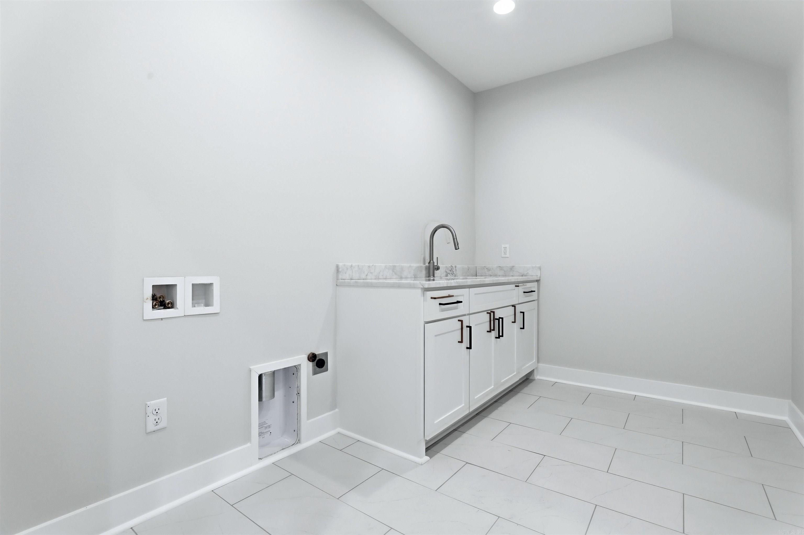 7612 S Shoreline Blvd Property Photo 17