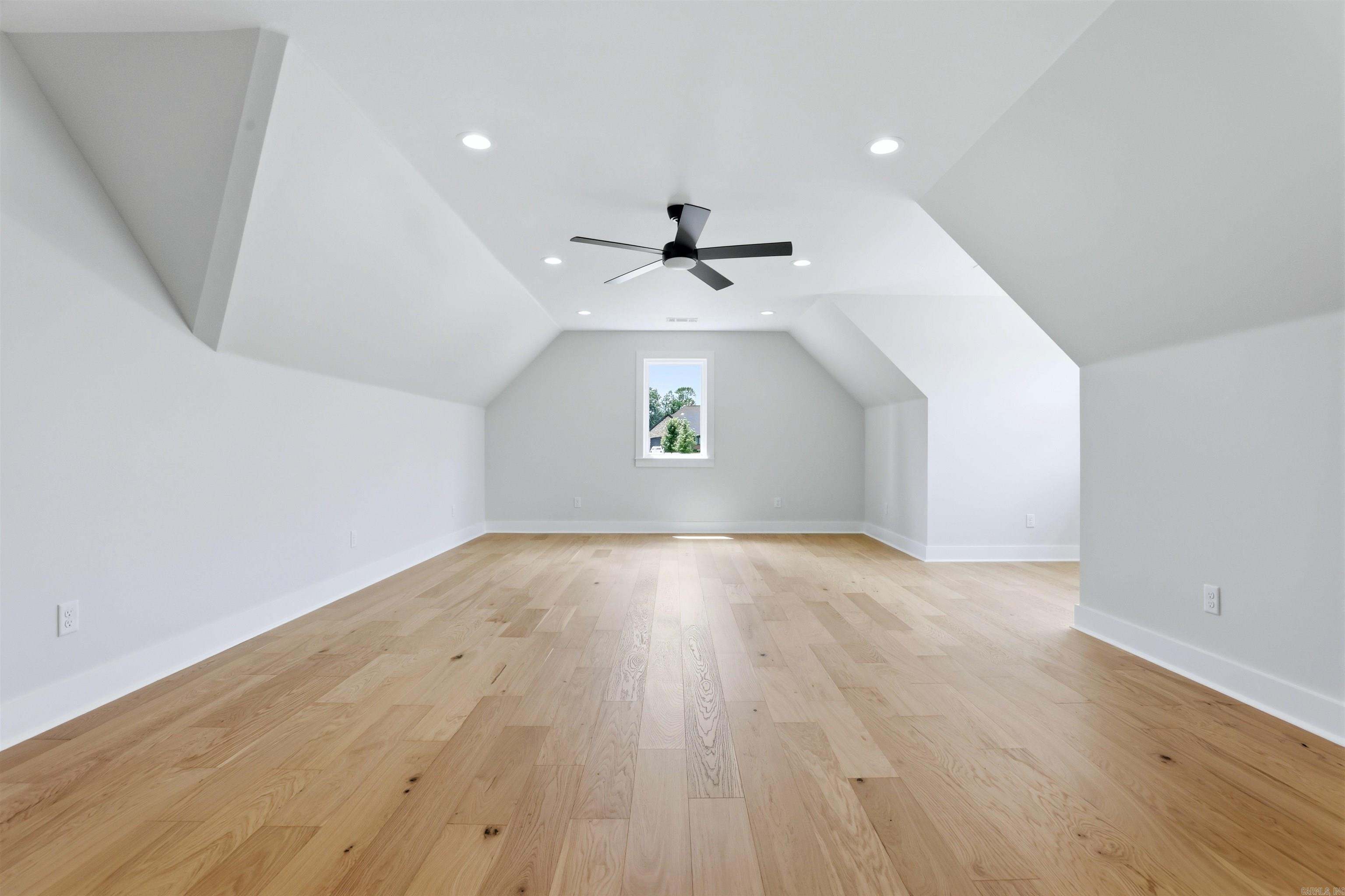 7612 S Shoreline Blvd Property Photo 33